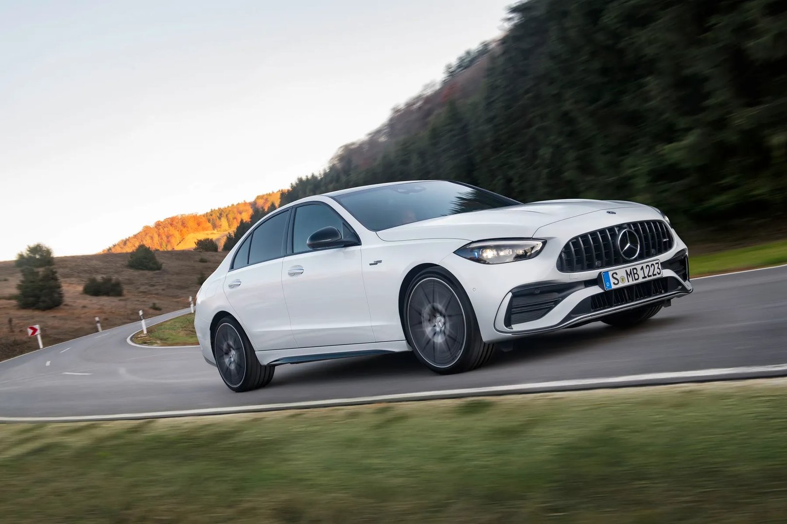 Mercedes_C-Class_AMG_5_generation__Sedan__7.jpg