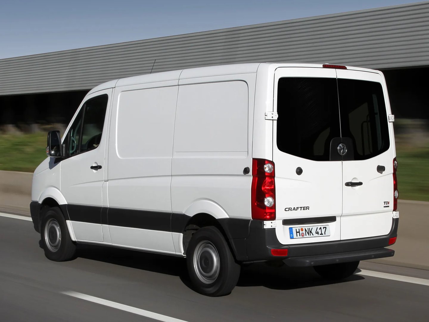 Volkswagen_Crafter_1_generation_restyling_1__Van__2.jpg