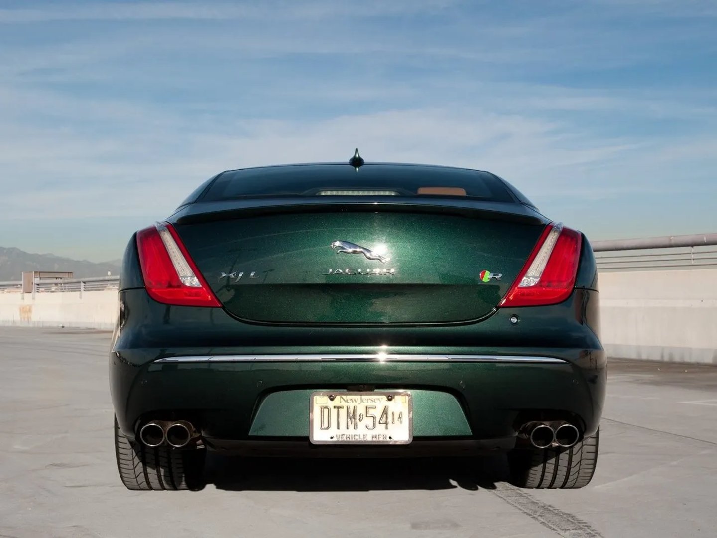 Jaguar_XJR_4_generation__Sedan_Long__3.jpg