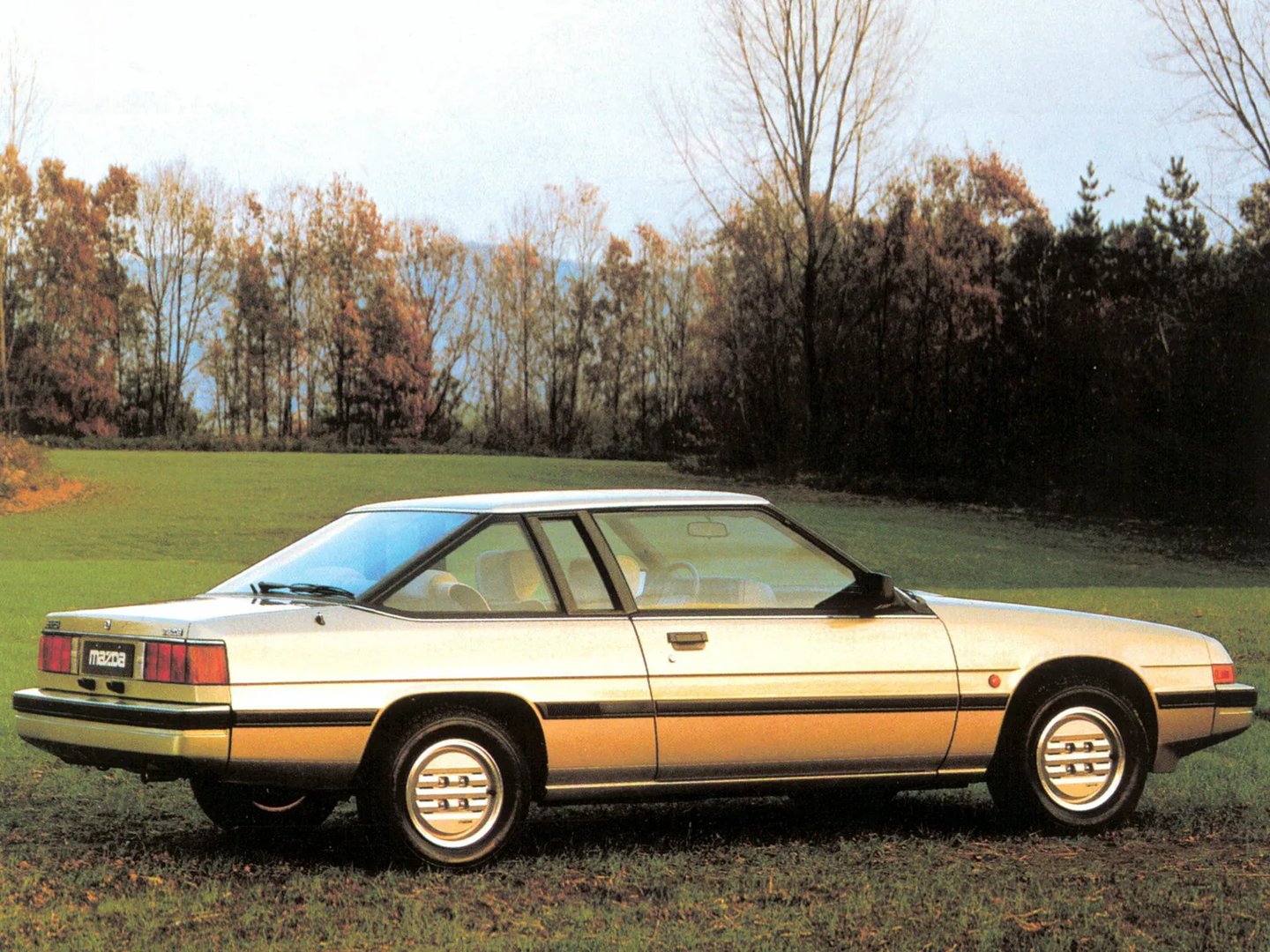Mazda_929_2_generation__Coupe__1.jpg