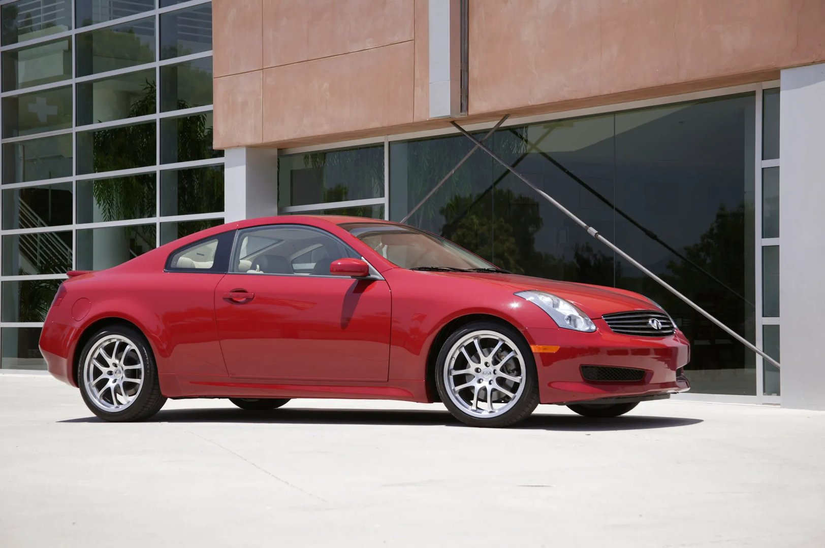 Infiniti_G_3_generation__Coupe__6.jpg