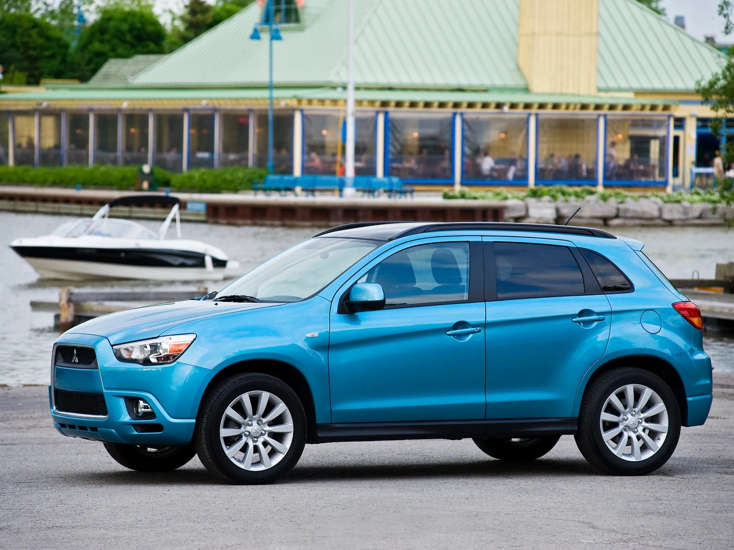 Mitsubishi_RVR_3_generation__SUV_5-doors__5.jpg