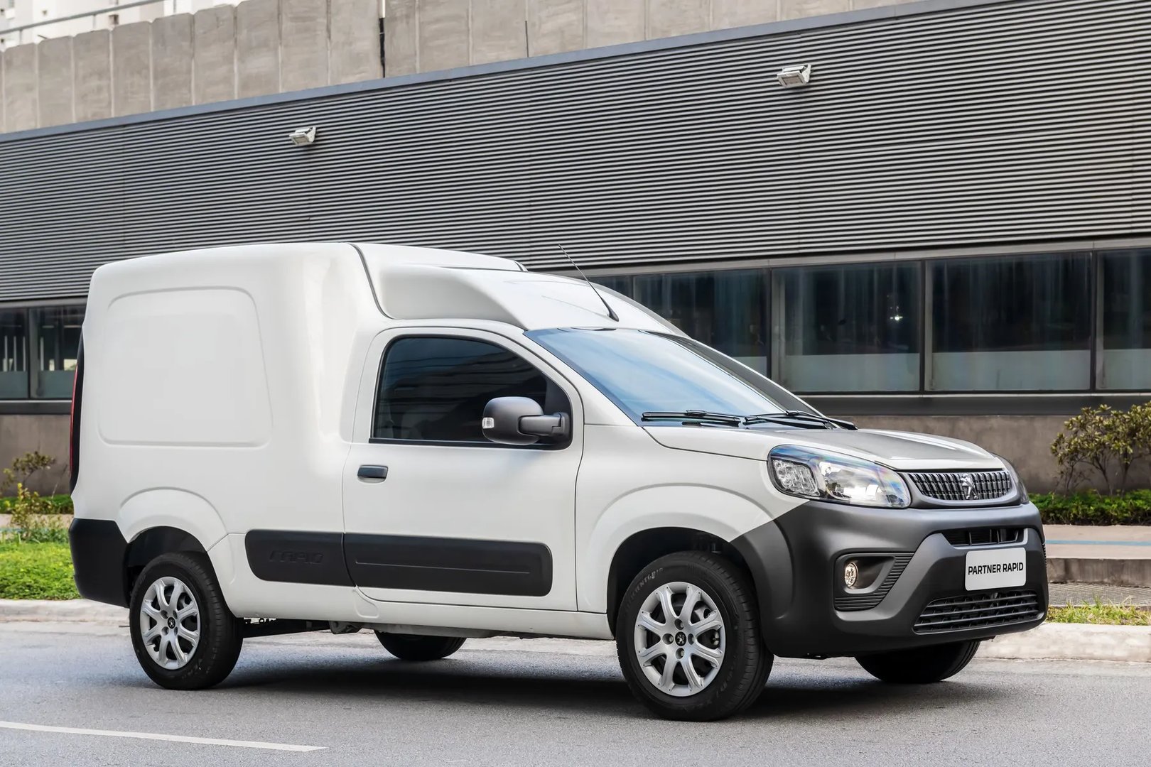Peugeot_Partner_Rapid_1_generation__Van__10.jpg
