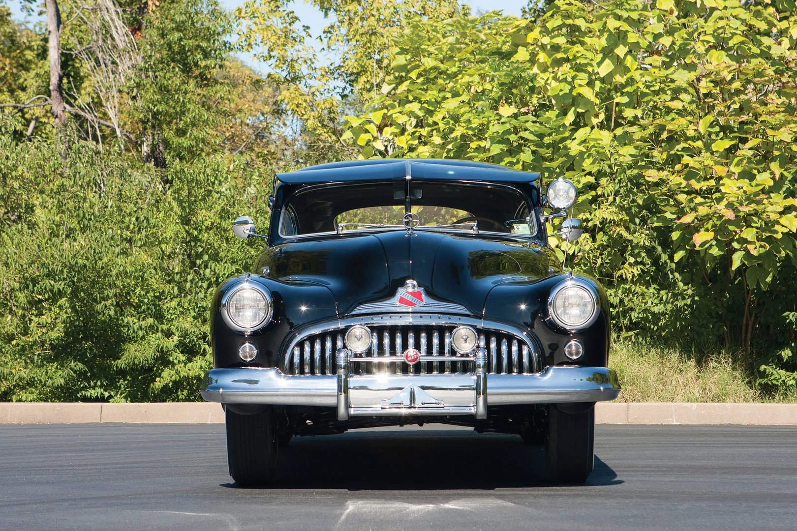 Buick_Roadmaster_4_generation__Fastback__6.jpg