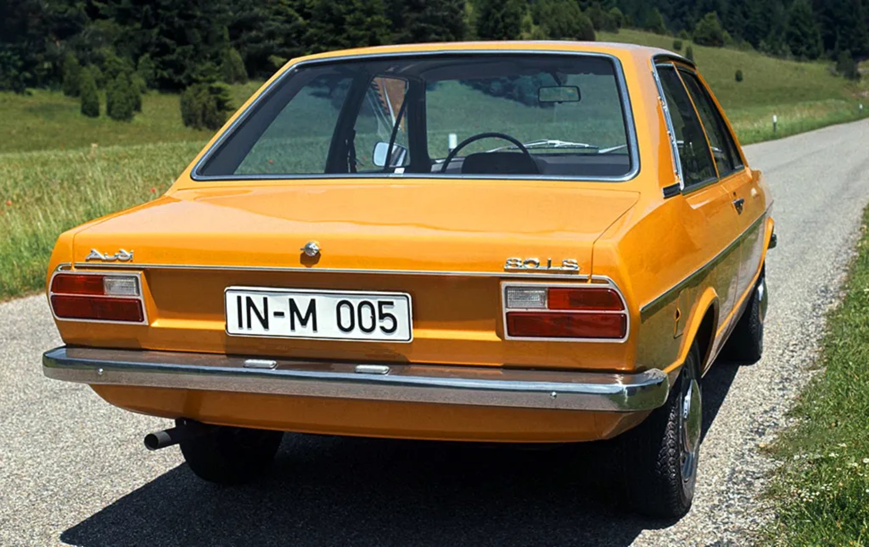 Audi_80_1_generation__Coupe__4.jpg