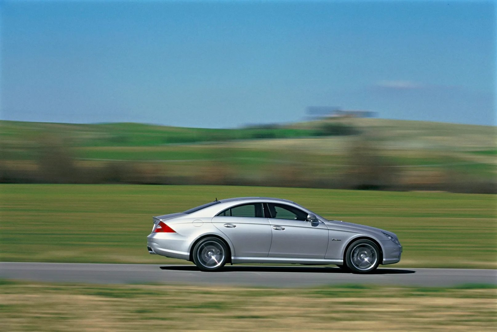 Mercedes_CLS_AMG_1_generation__Sedan__7.jpg
