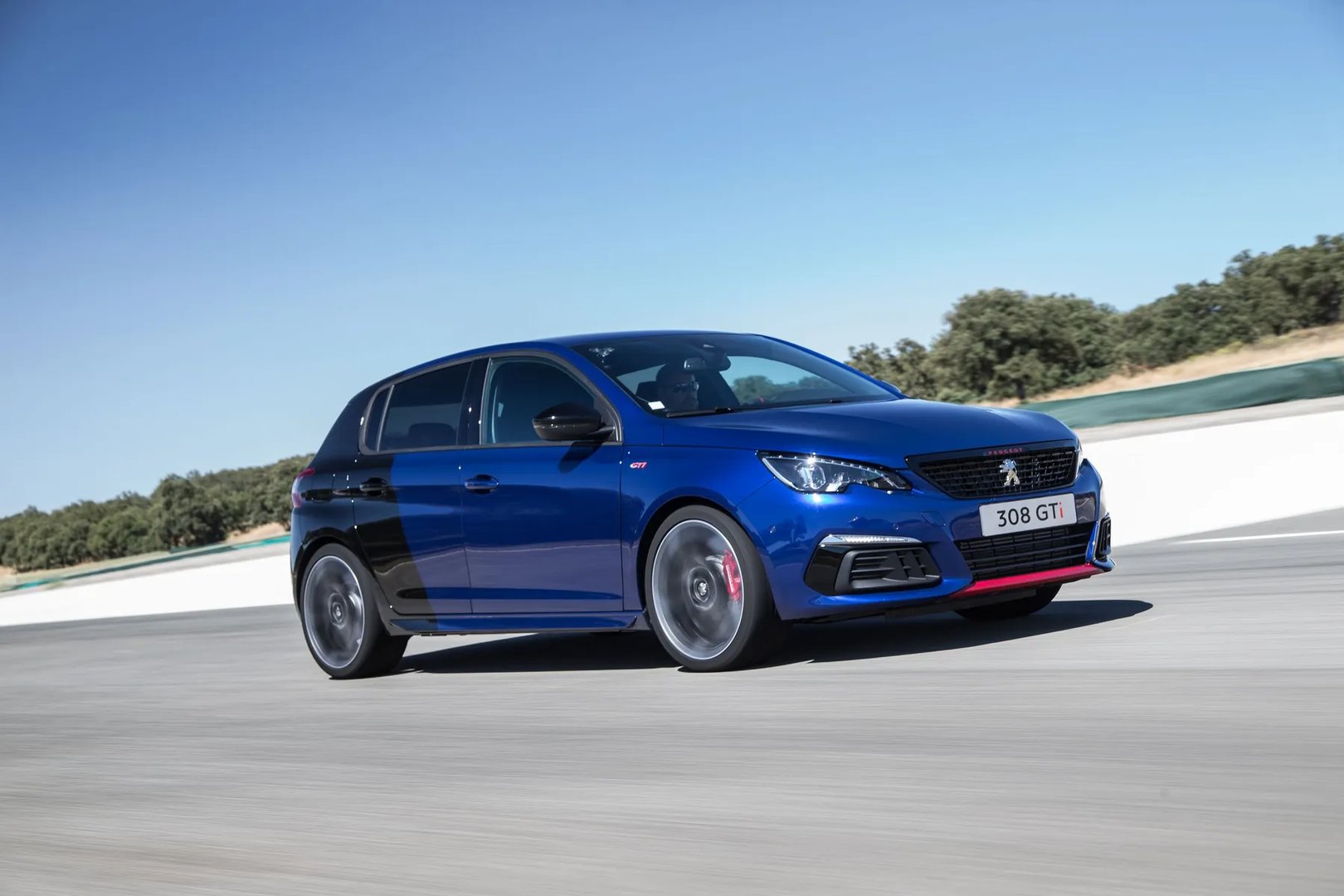 1 generation, restyling 
