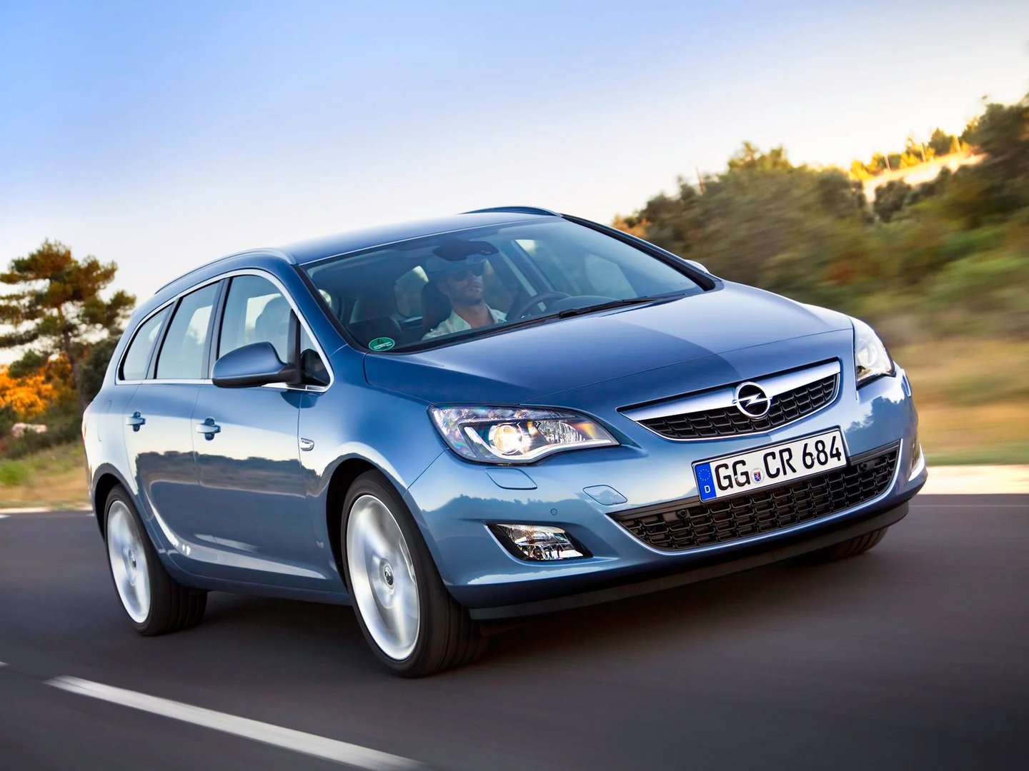 Opel Astra 4 generation  Estate 5-door