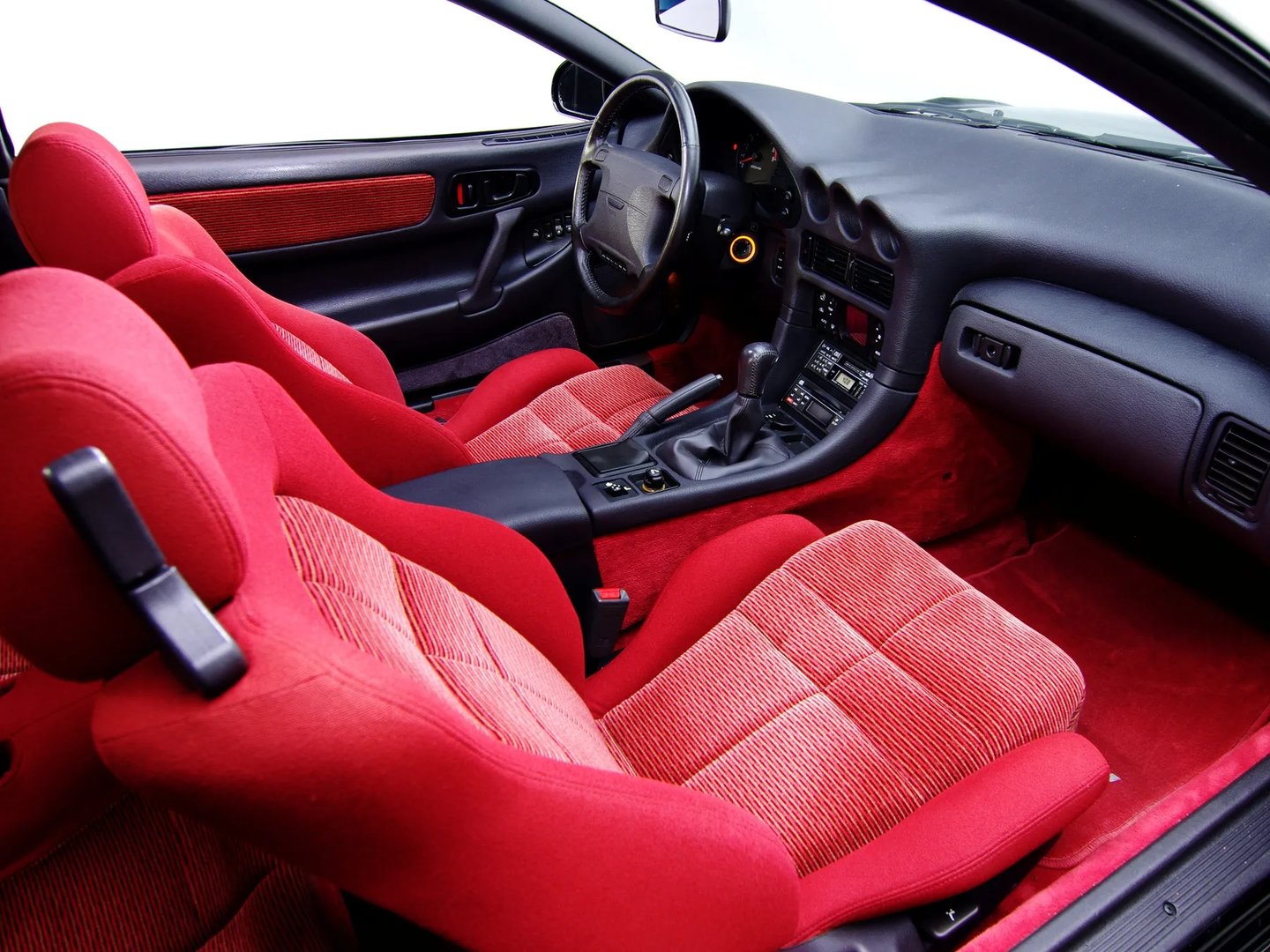 Dodge_Stealth_1_generation__Coupe__6.jpg