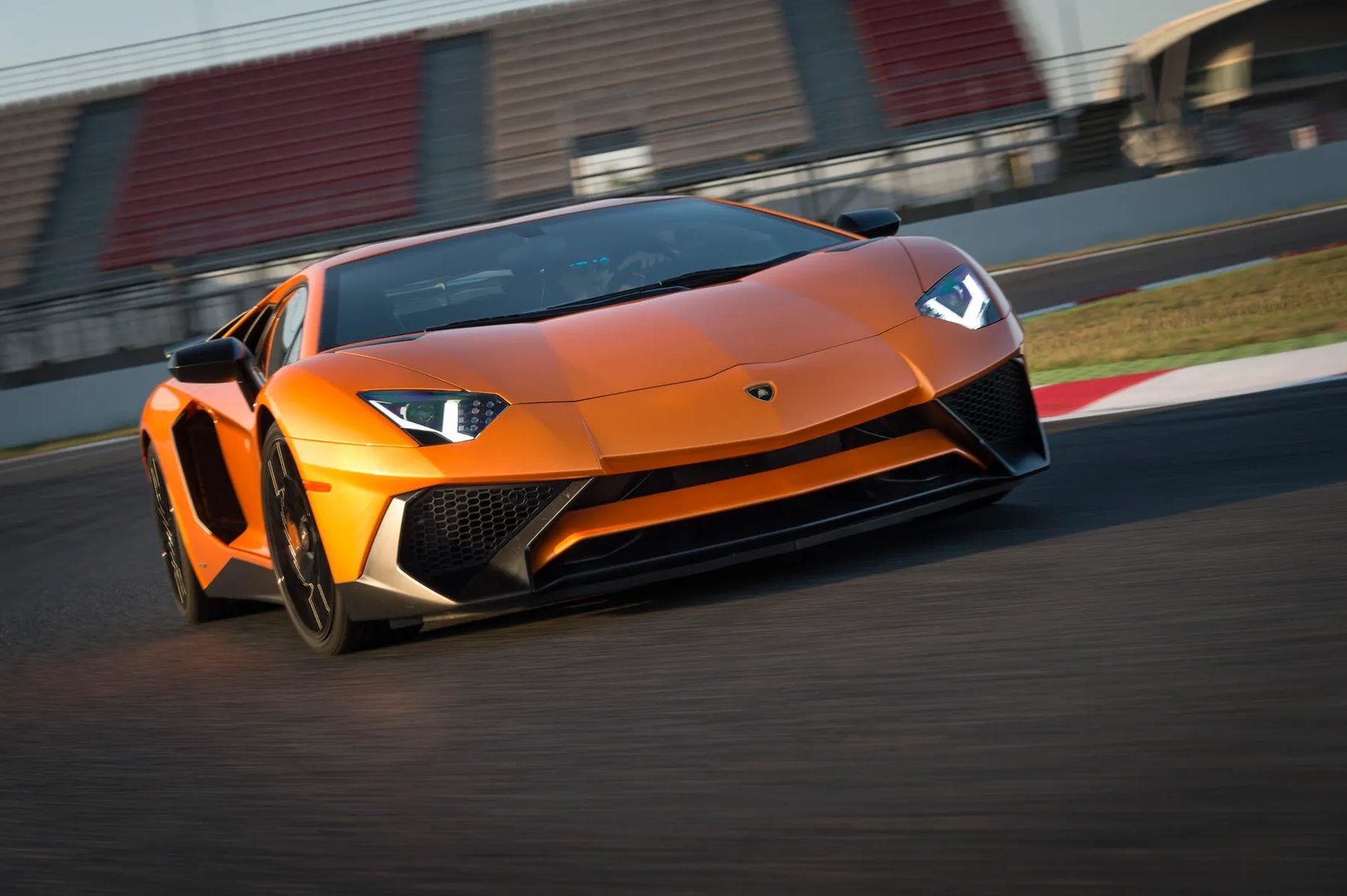 Lamborghini Aventador 1 generation, restyling  Coupe