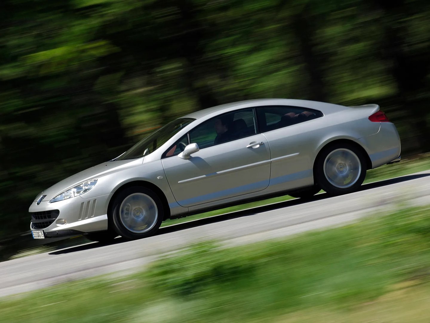 Peugeot_407_1_generation__Coupe__9.jpg