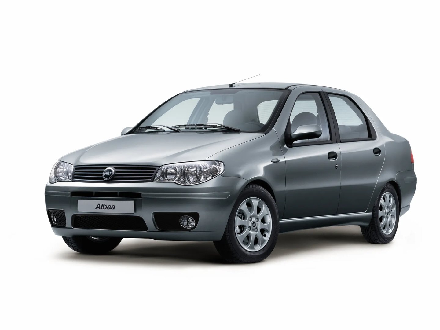 Fiat_Albea_1_generation_restyling__Sedan__2.jpg