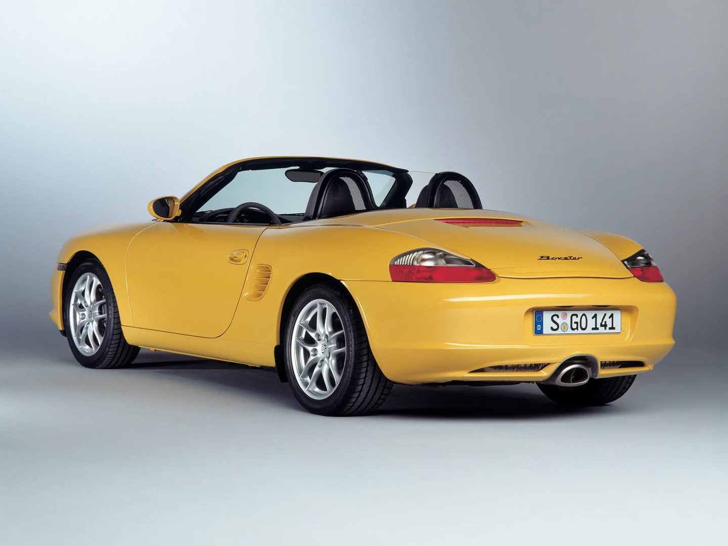 Porsche_718_Boxster_1_generation_restyling__Roadster__9.jpg