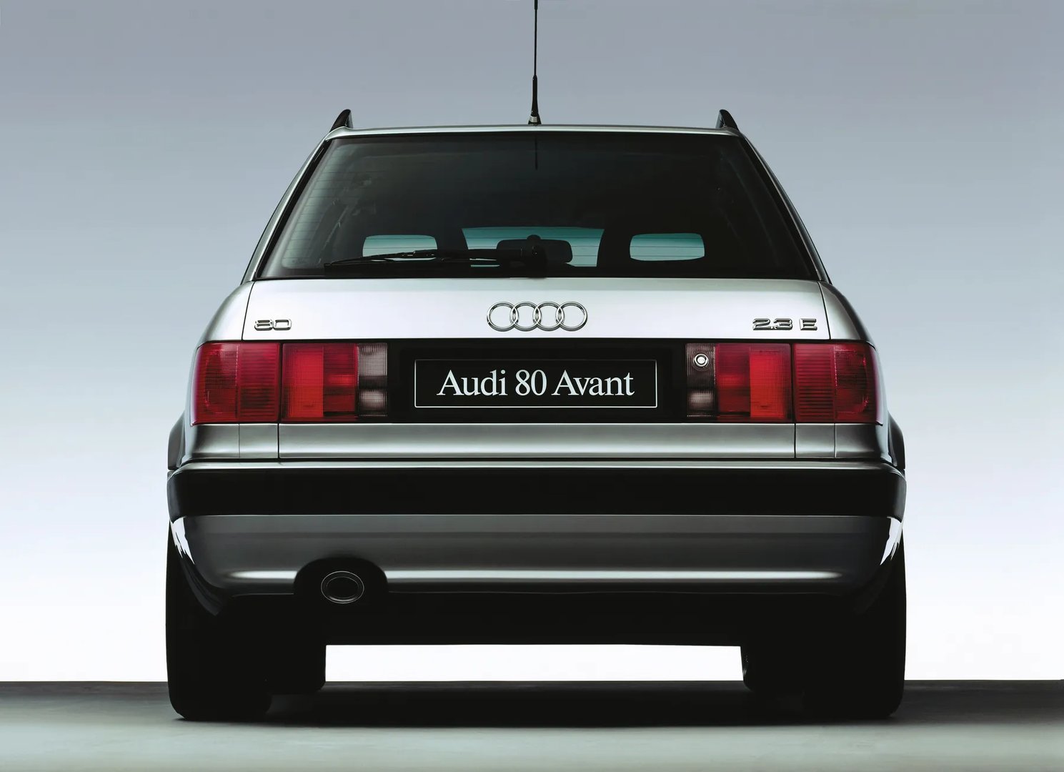 Audi_80_4_generation__Estate_5-door__3.jpg
