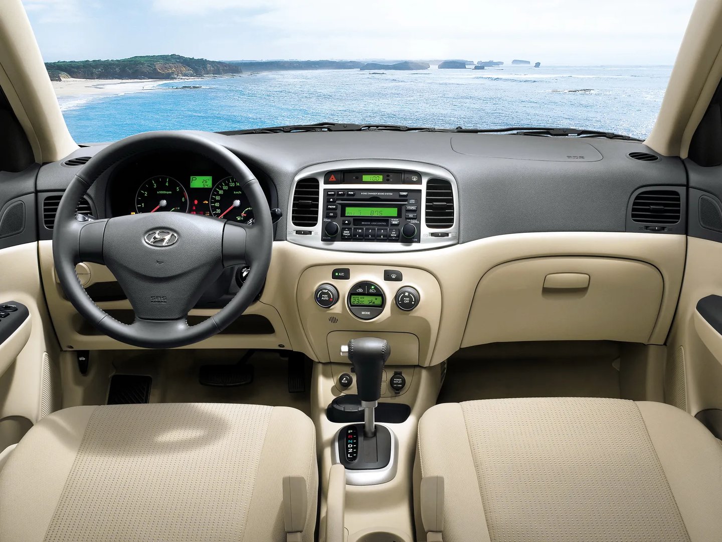 Hyundai_Verna_2_generation__Sedan__6.jpg