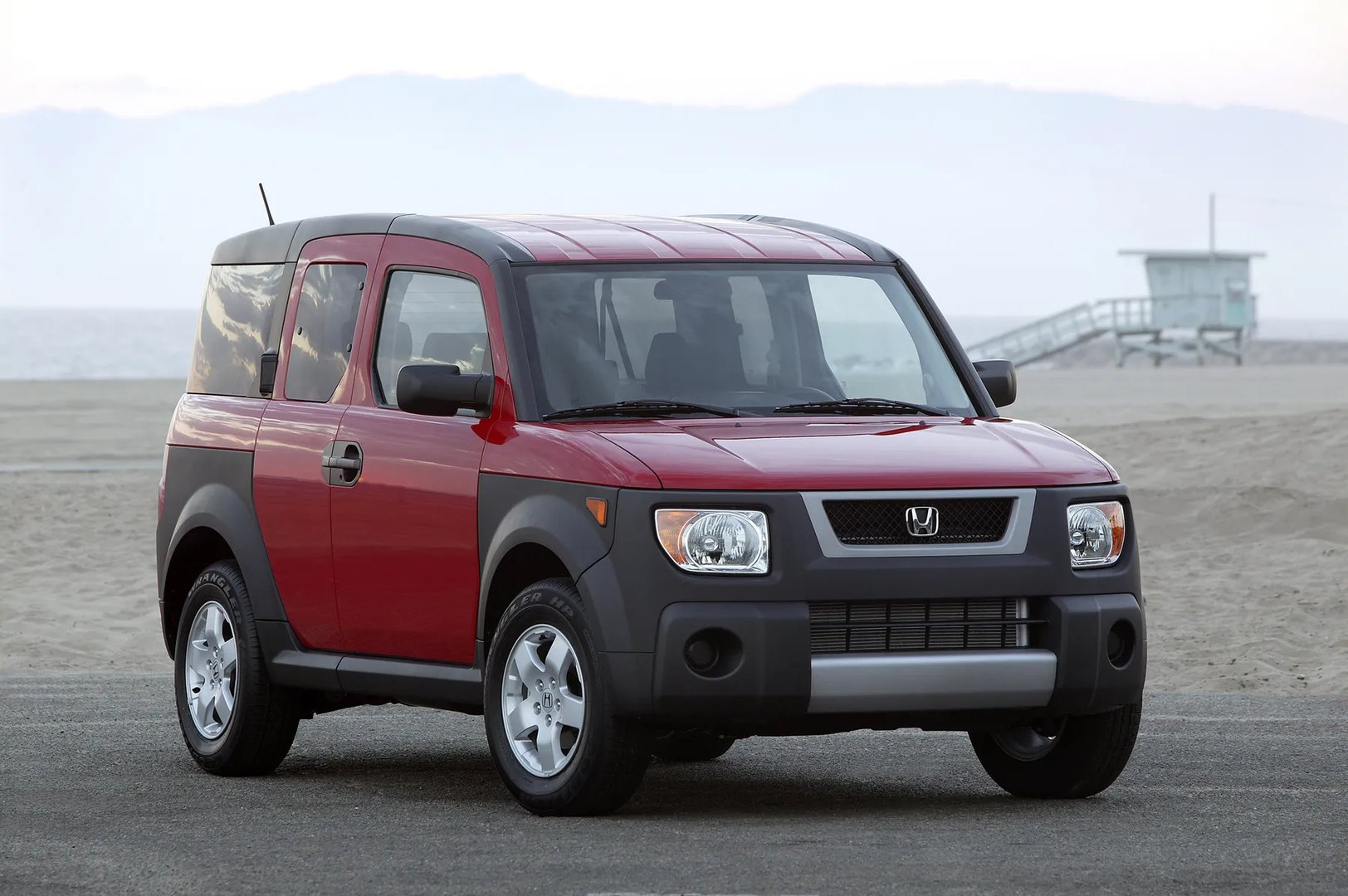 Honda_Element_1_generation__SUV_5-doors__7.jpg