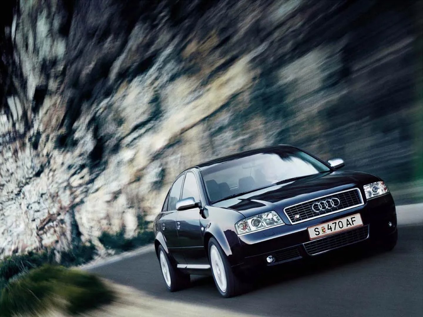 Audi_S6_2_generation__Sedan__4.jpg