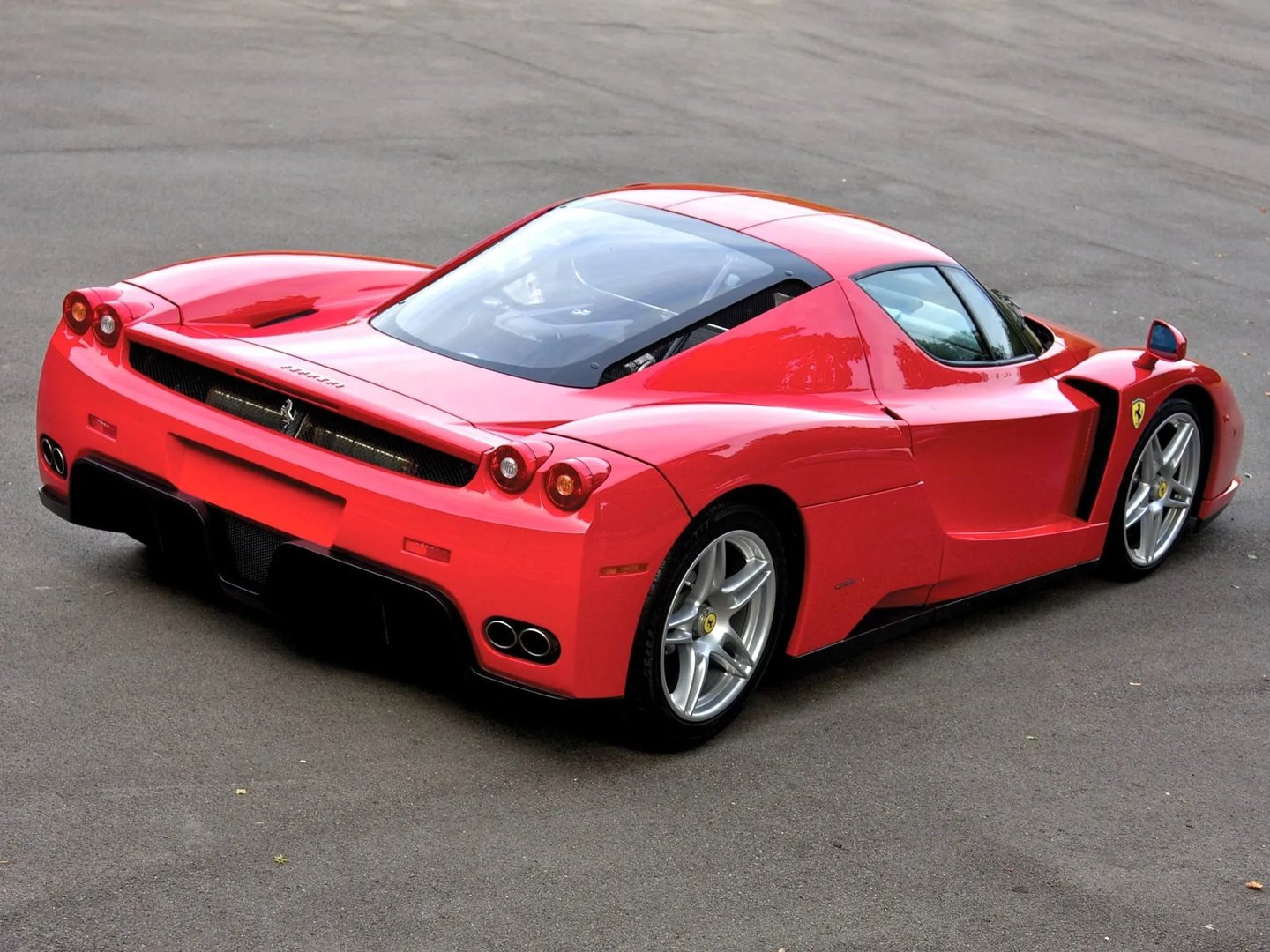 Ferrari_Enzo_1_generation__Coupe__2.jpg
