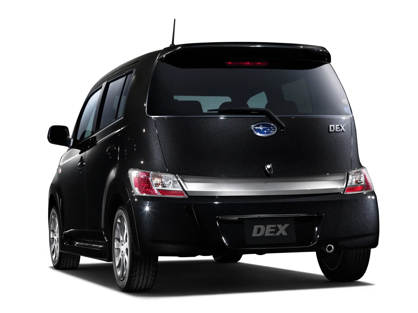 Subaru_Dex_1_generation__Hatchback_5-door__2.jpg
