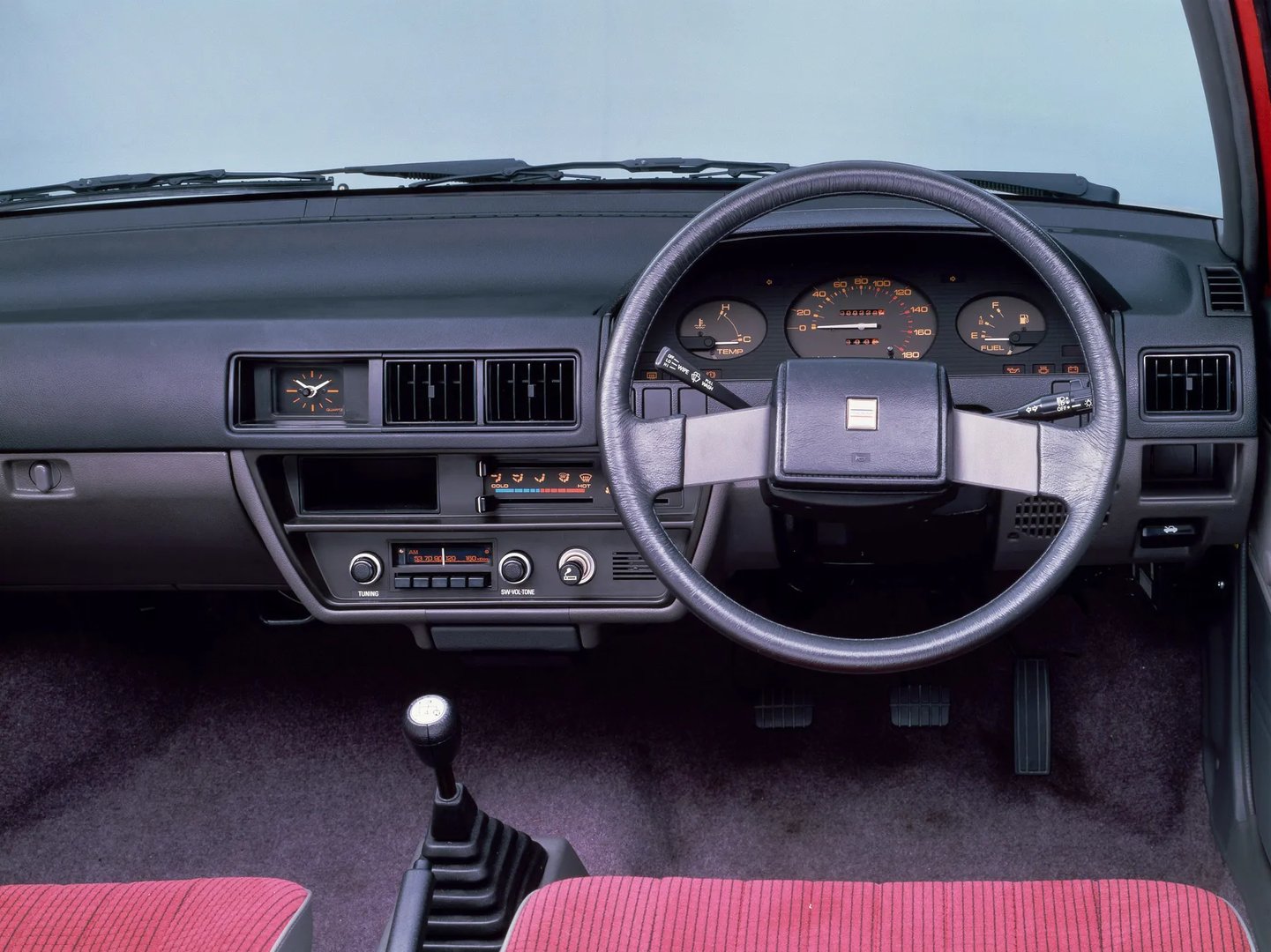 Nissan_Pulsar_2_generation__Mini_3-doors__12.jpg