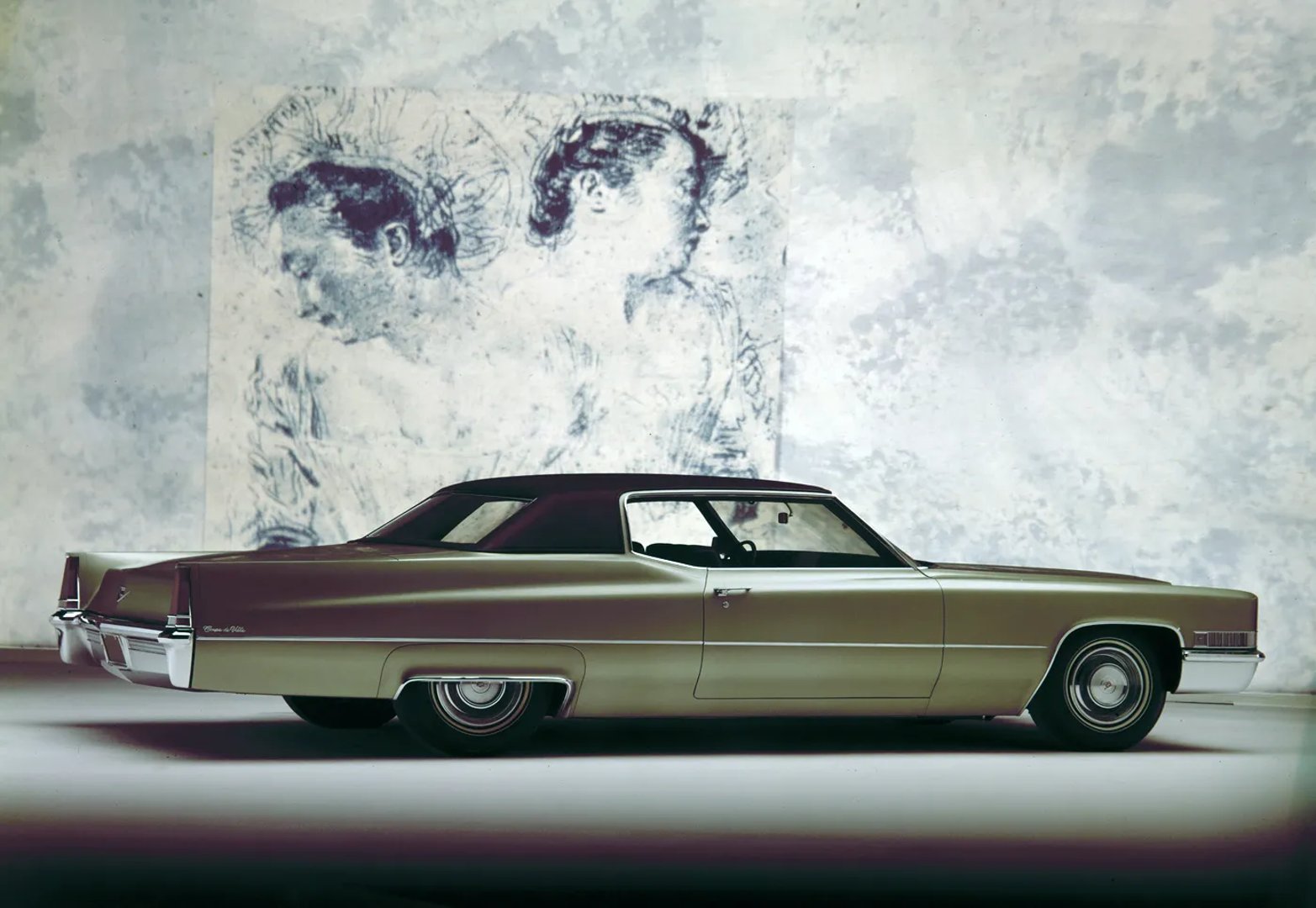 Cadillac_DeVille_3_generation__Coupe__1.jpg