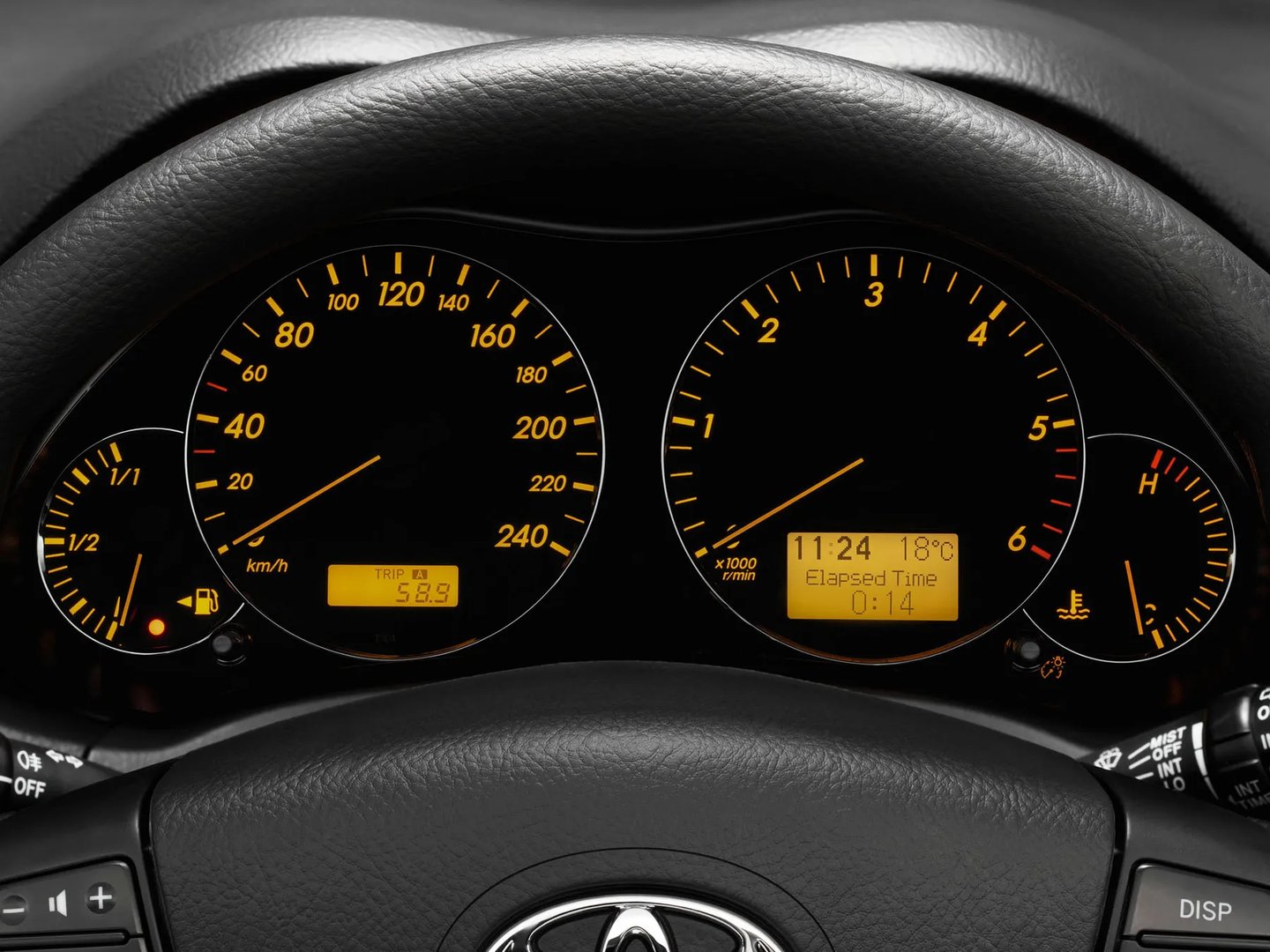 Toyota_Avensis_2_generation_restyling__Liftback__7.jpg