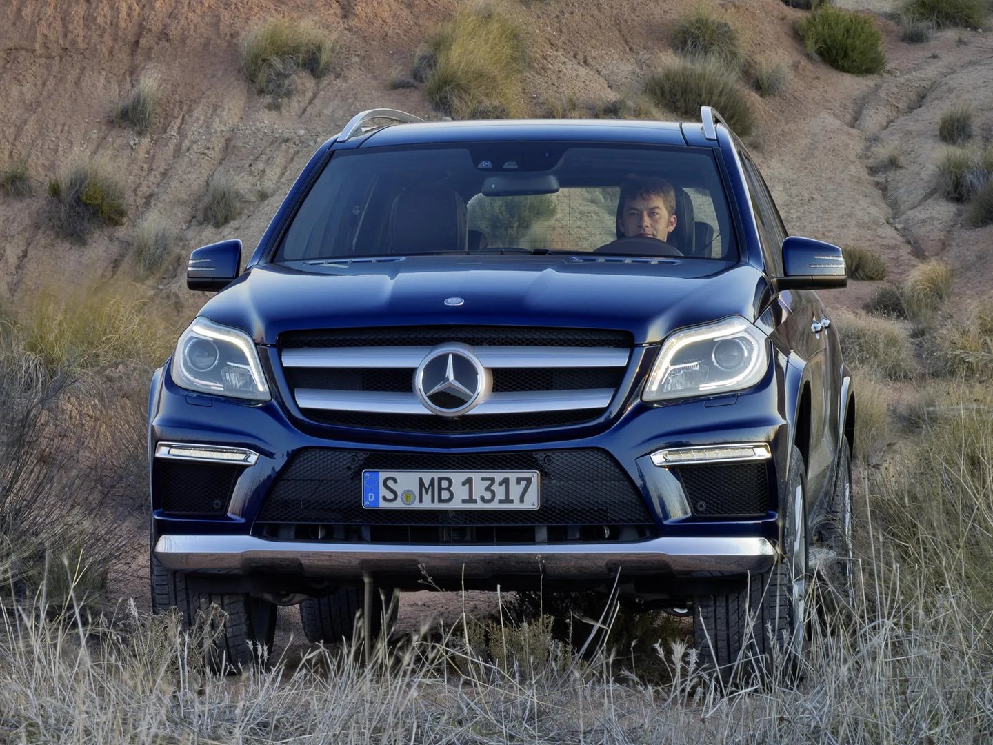 Mercedes_GL-Class_2_generation__SUV_5-doors__6.jpg