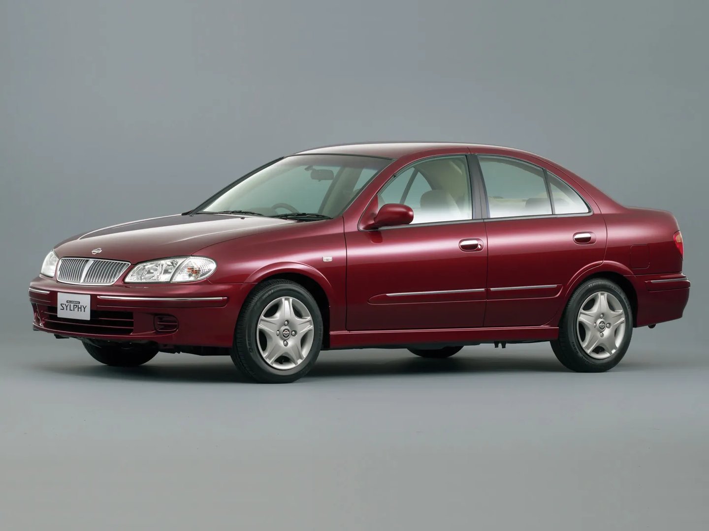 Nissan_Bluebird_Sylphy_1_generation__Sedan__2.jpg