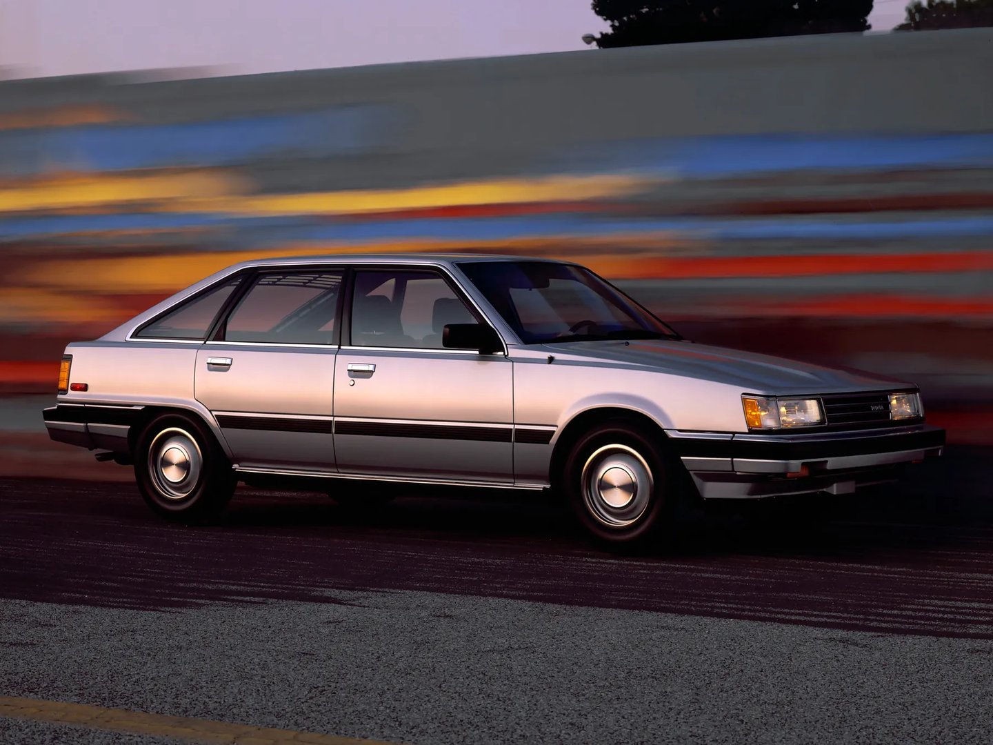 Toyota_Camry_1_generation__Liftback__1.jpg