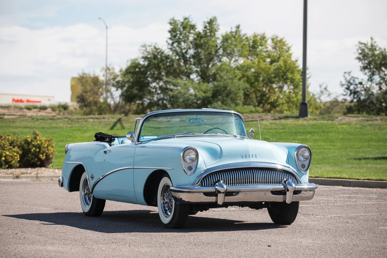 Buick_Skylark_1_generation__Cabrio__4.jpg