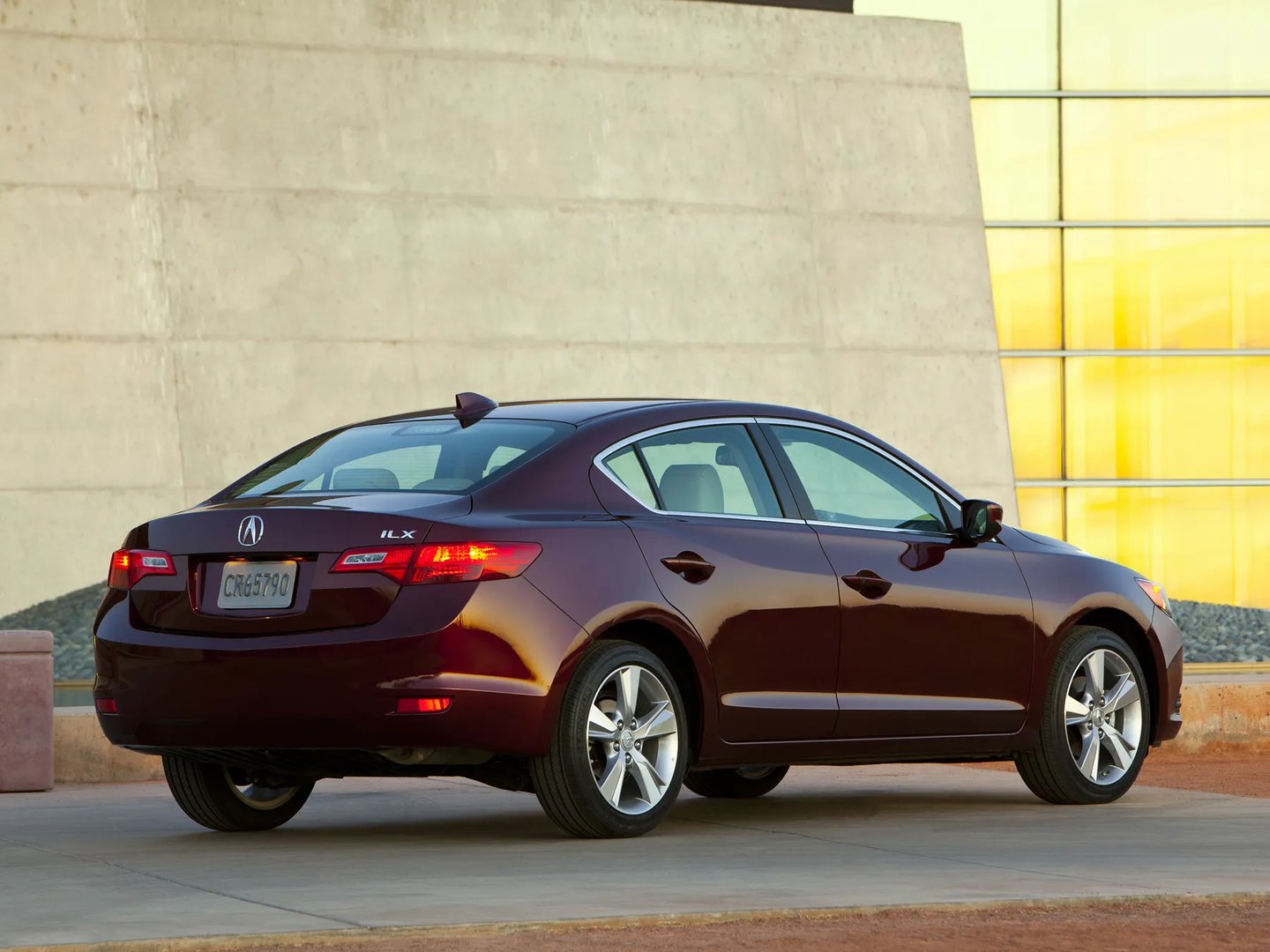 Acura_ILX_1_generation__Sedan__8.jpg