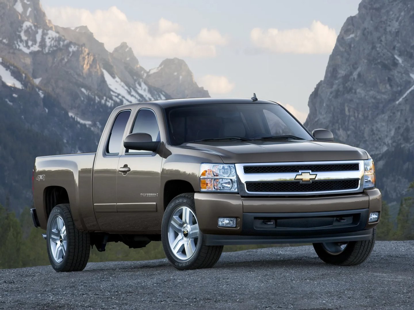 Chevrolet Silverado 2 generation  Pickup 1.5-cab