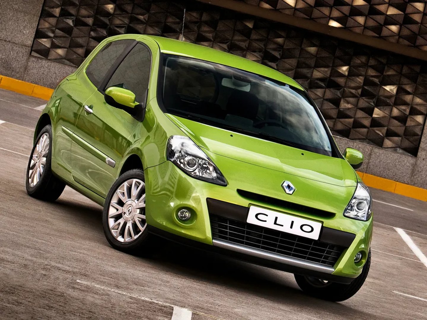 Renault_Clio_3_generation_restyling__Mini_3-doors__1.jpg
