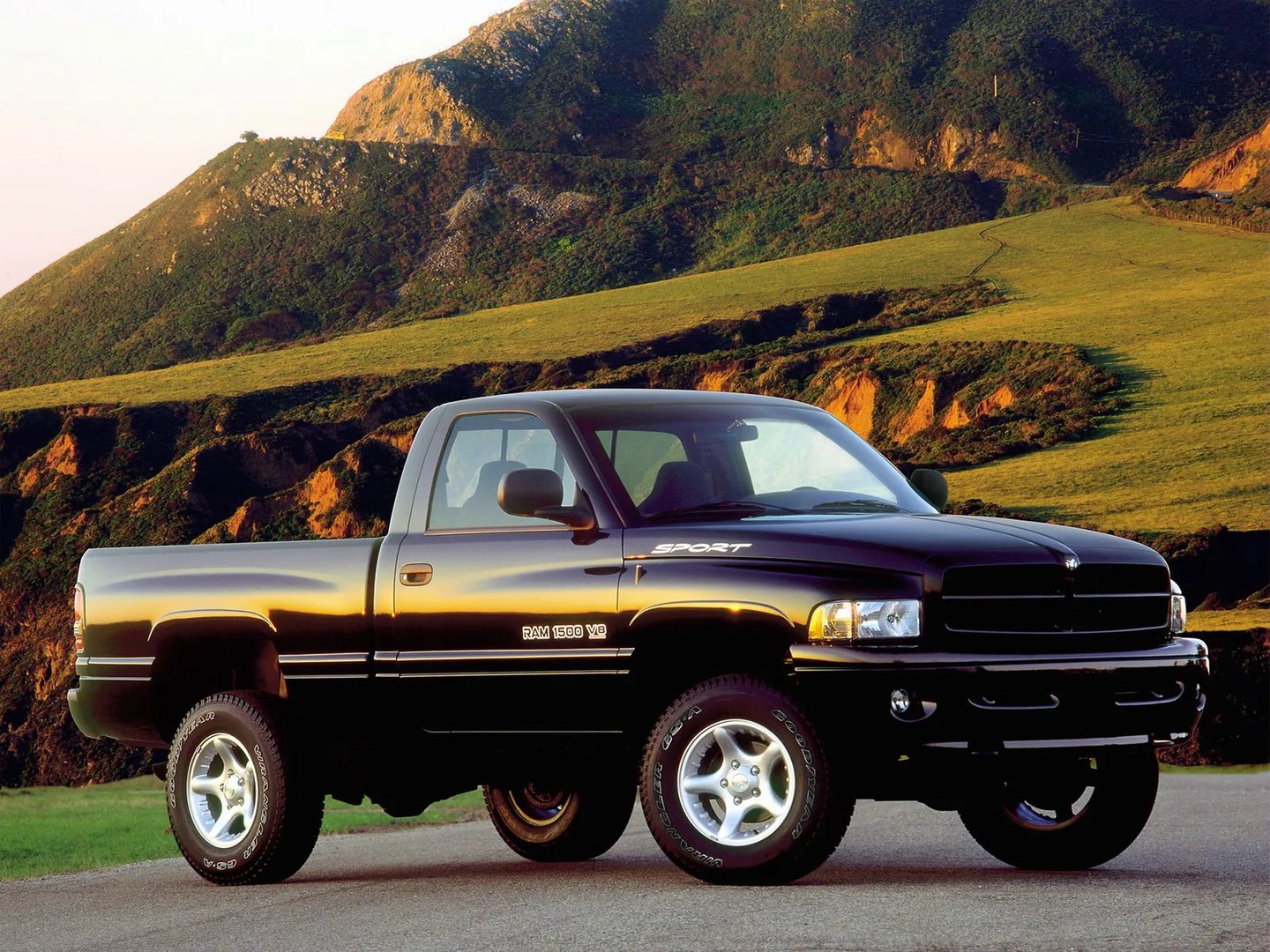 Dodge_RAM_2_generation__Pickup_single-cab__5.jpg