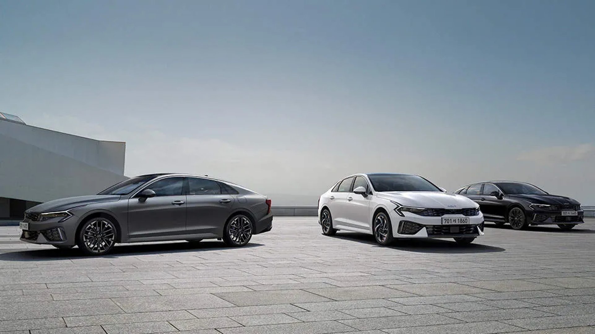 Kia_K5_3_generation_restyling__Sedan__10.jpg