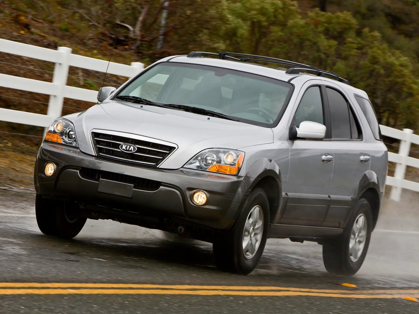 Kia_Sorento_1_generation_restyling__SUV_5-doors__8.jpg
