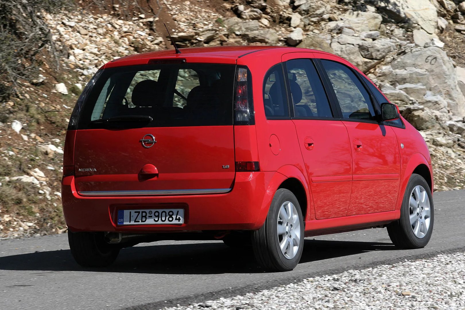 Opel_Meriva_1_generation_restyling__Compact_Van__4.jpg