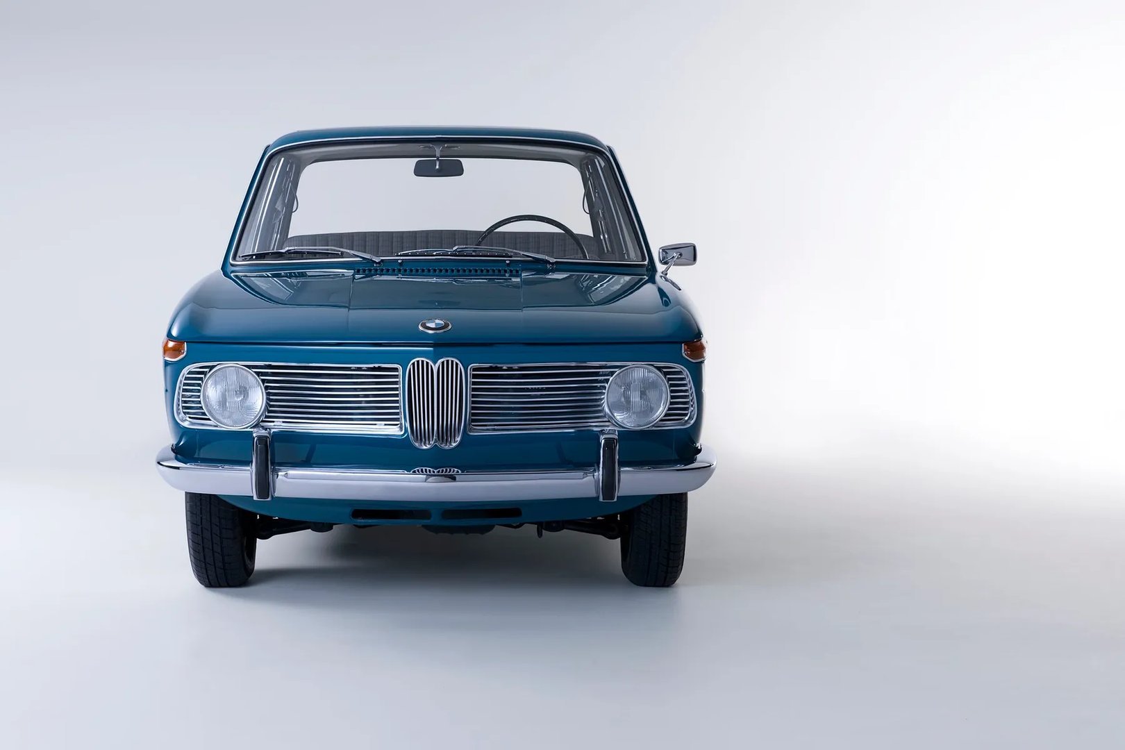 BMW_New_Class_1_generation__Sedan__4.jpg