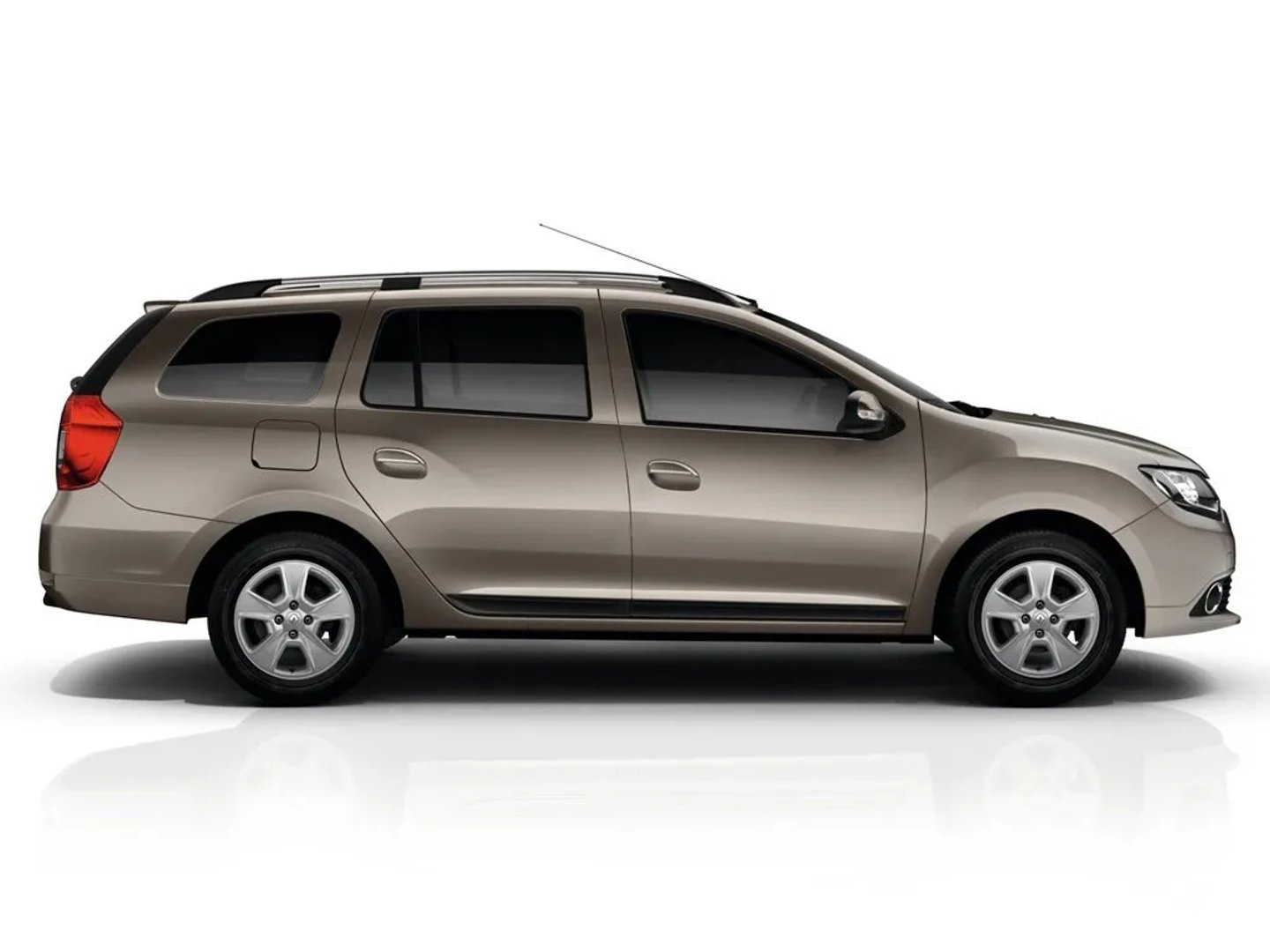 Renault_Logan_2_generation__Estate_5-door__2.jpg