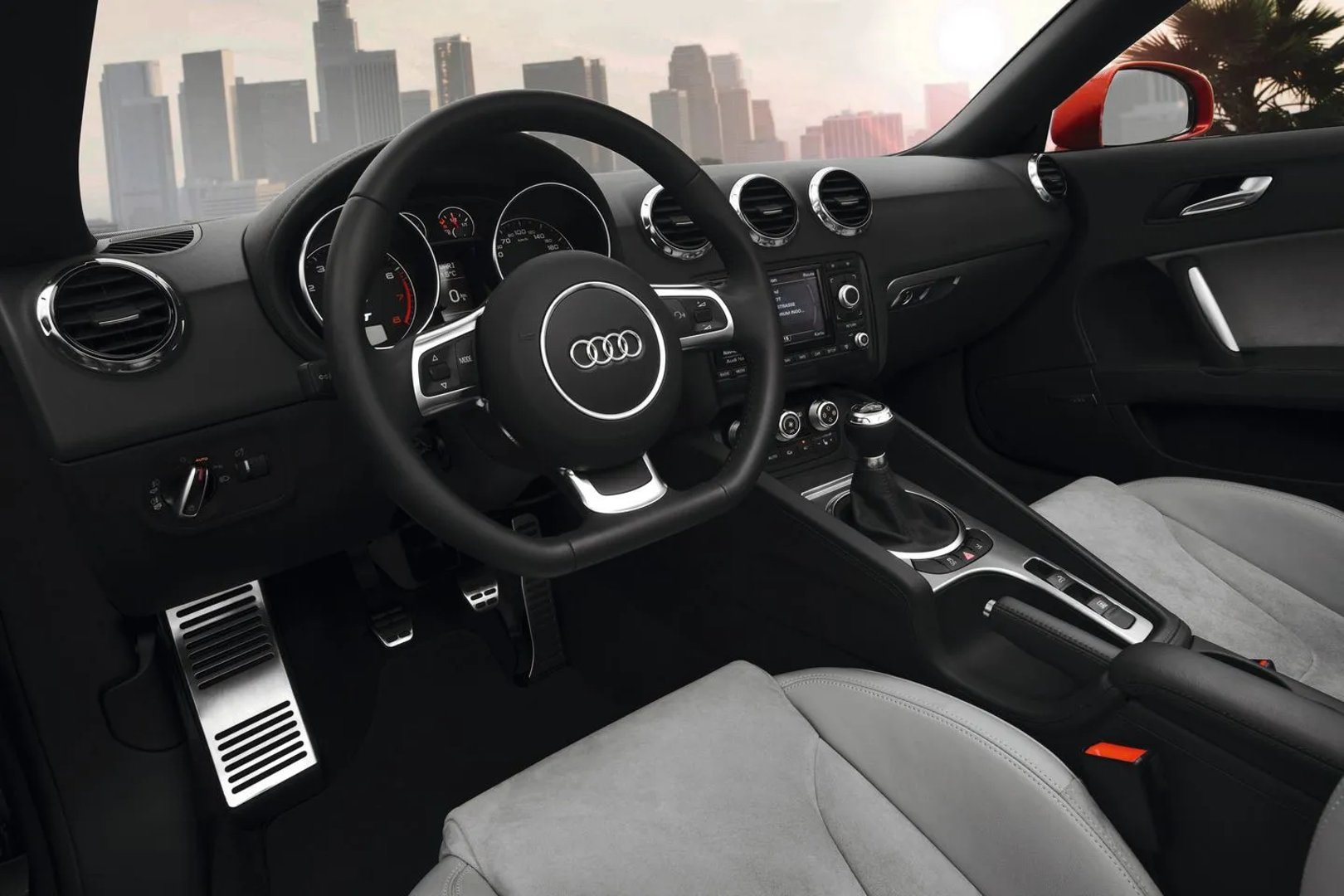Audi_TT_2_generation_restyling__Roadster__13.jpg