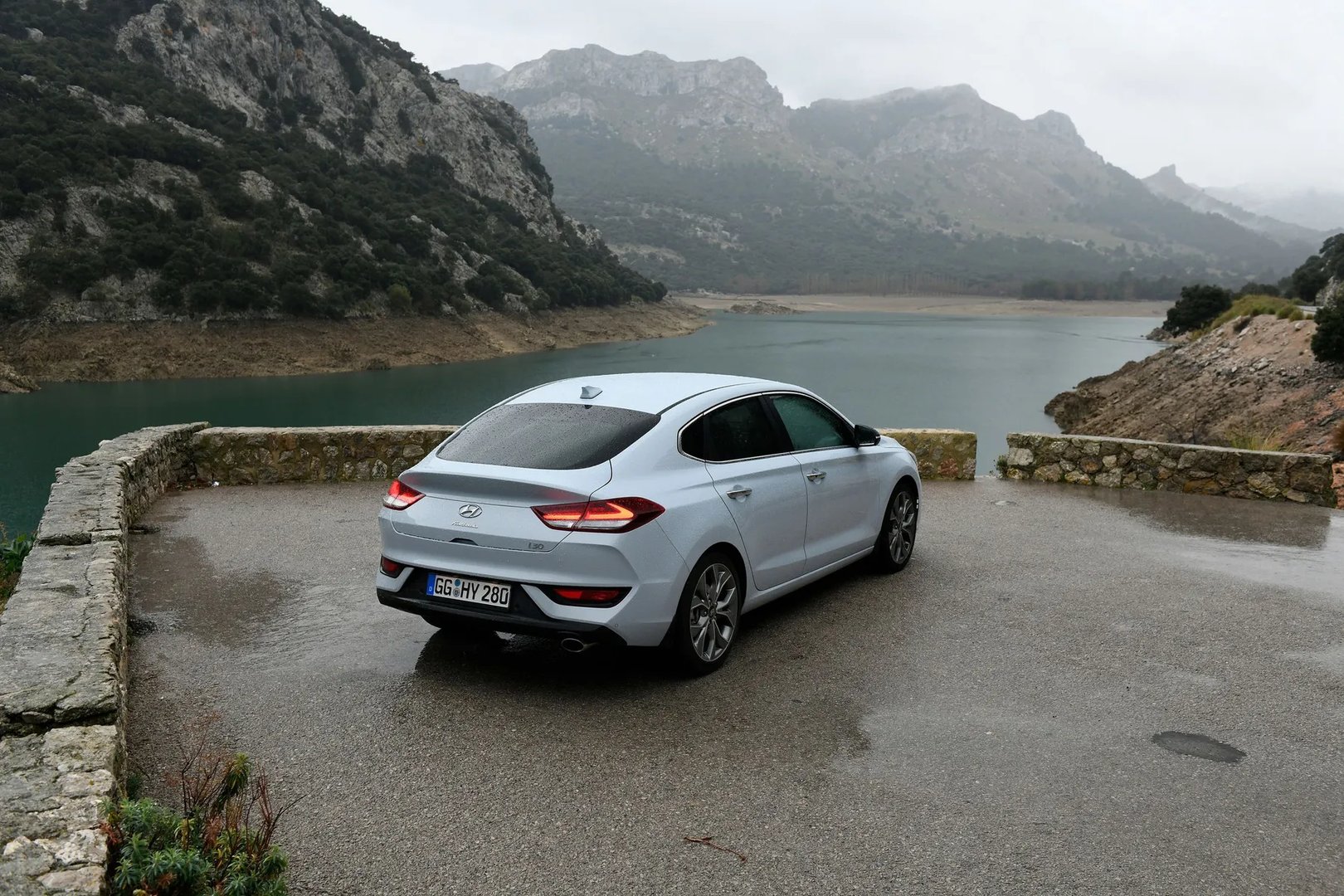 Hyundai_i30_3_generation__Liftback__4.jpg