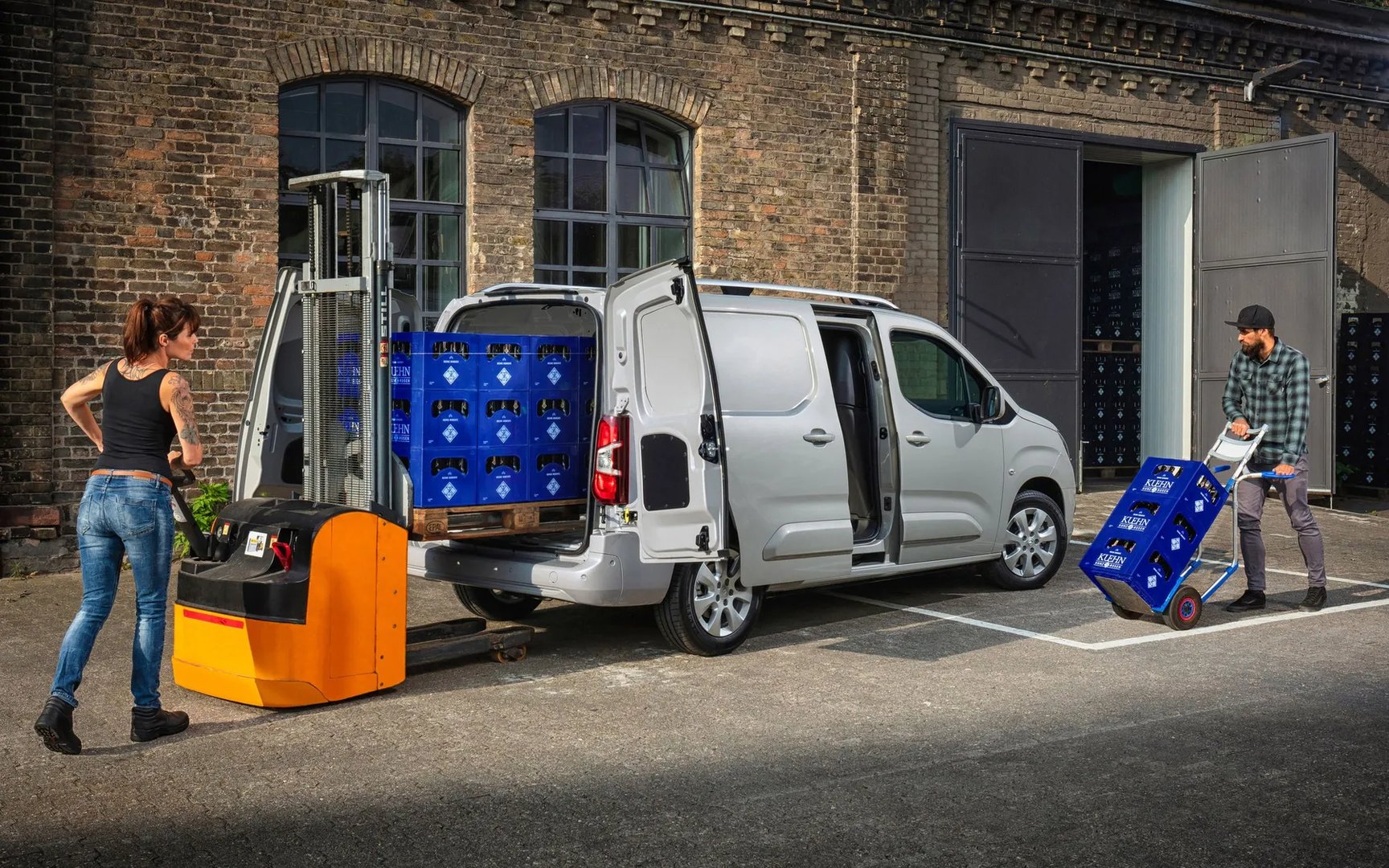 Opel_Combo_5_generation__Van_Long__5.jpg