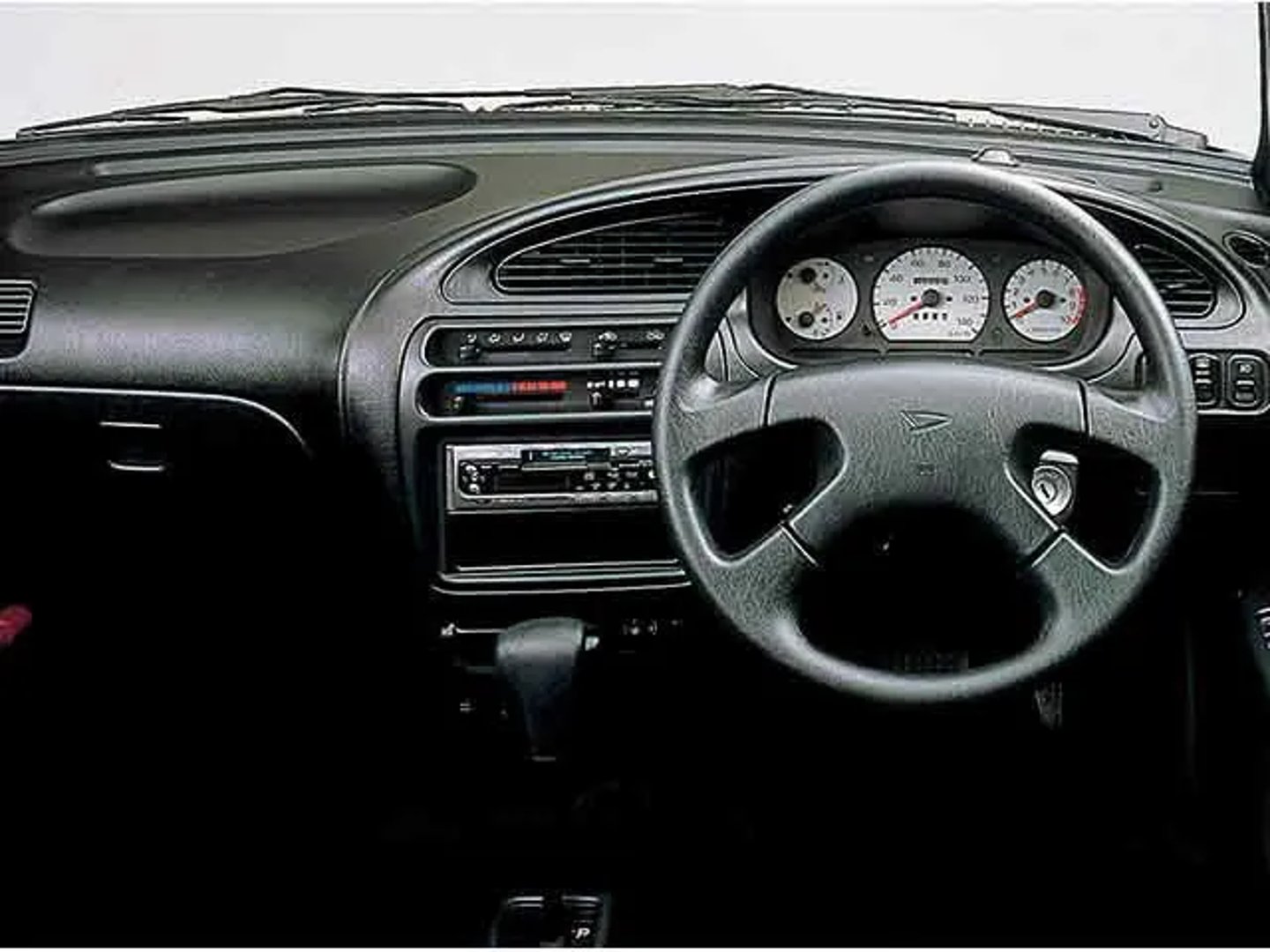 Daihatsu_Mira_4_generation__Mini_3-doors__6.jpg