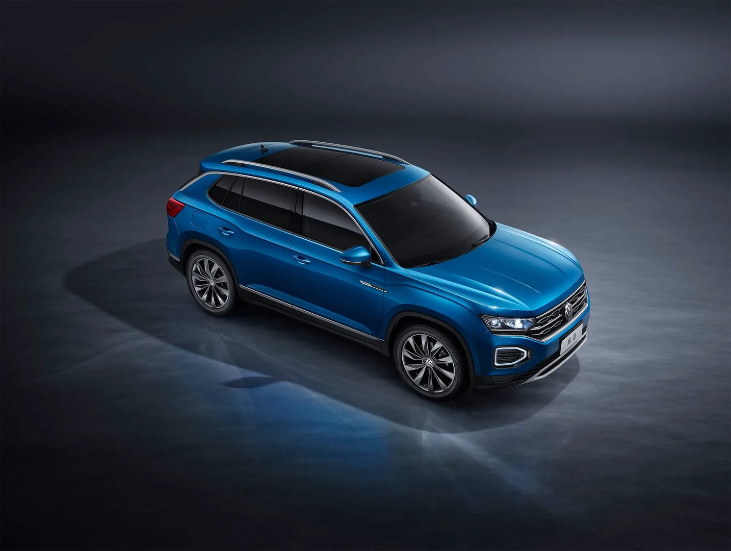 Volkswagen_Tayron_1_generation__SUV_5-doors__6.jpg