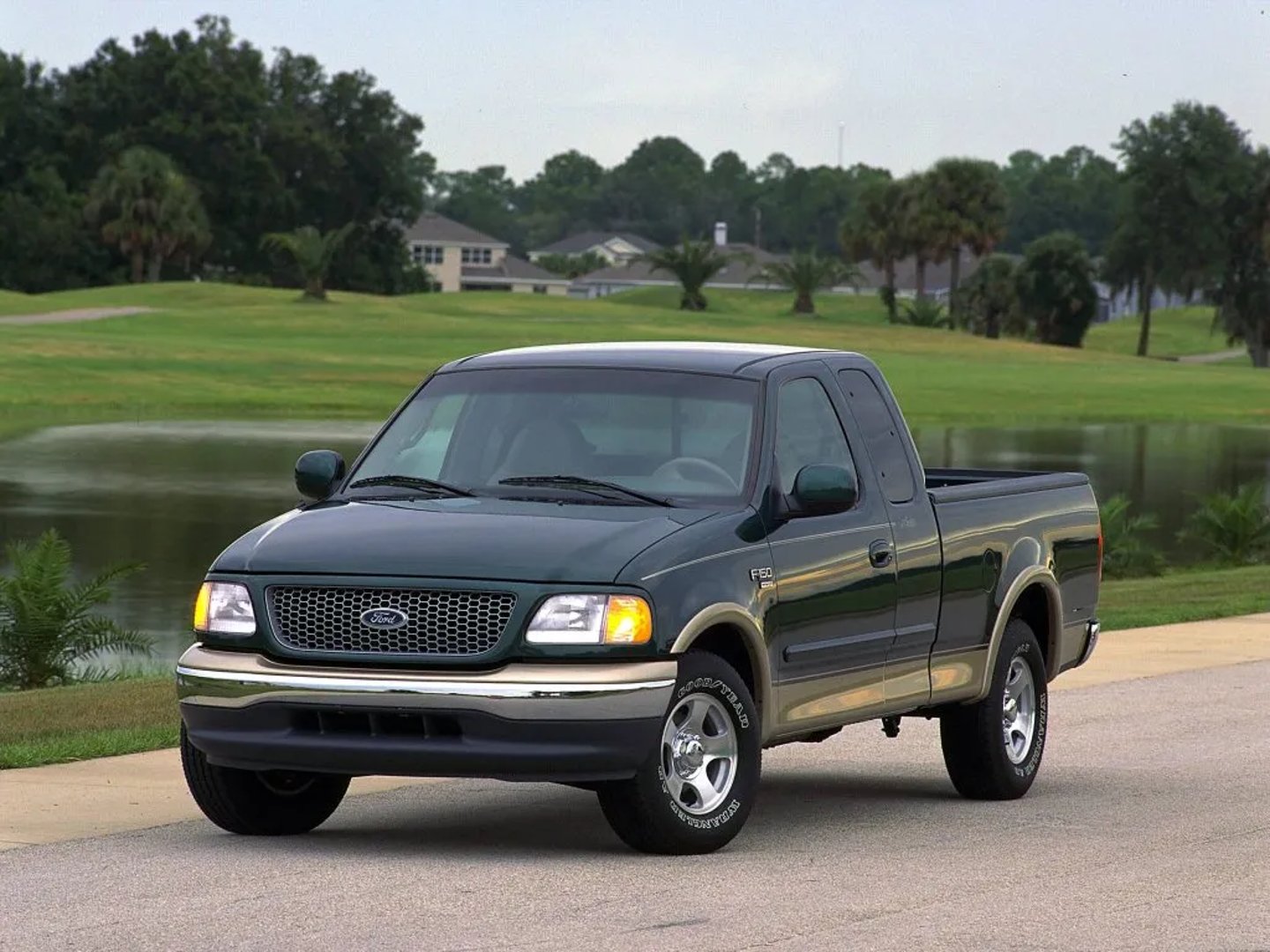 Ford_F-150_10_generation__Pickup_1.5-cab__8.jpg