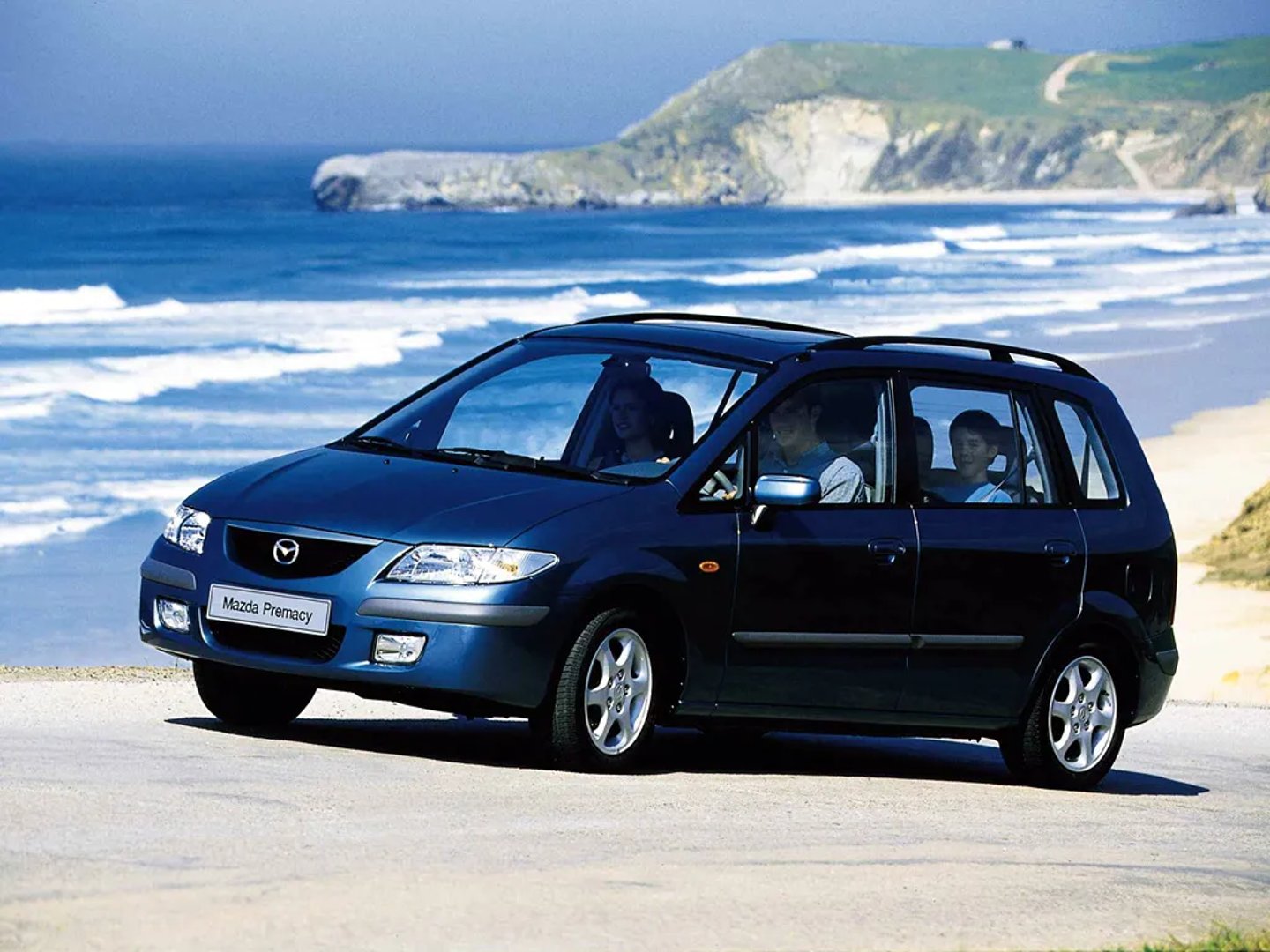 Mazda_Premacy_1_generation__Compact_Van__3.jpg