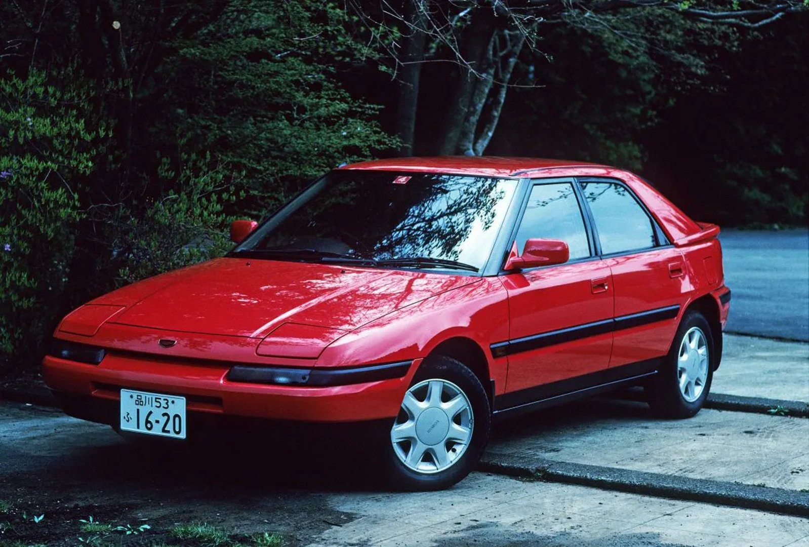 Mazda Familia 7 generation  Mini 5-doors