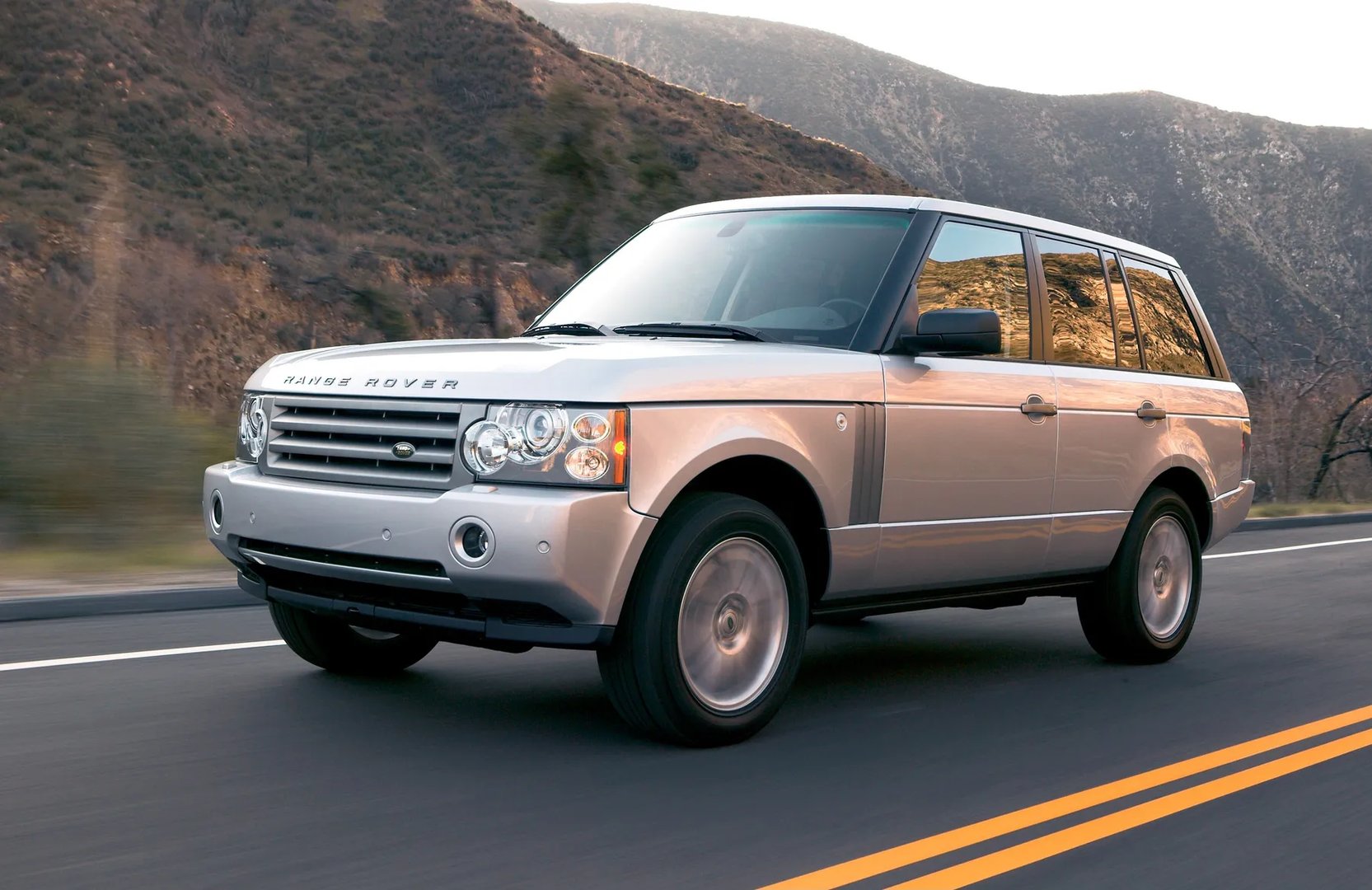 Land Rover_Range_Rover_3_generation_restyling__SUV_5-doors__8.jpg