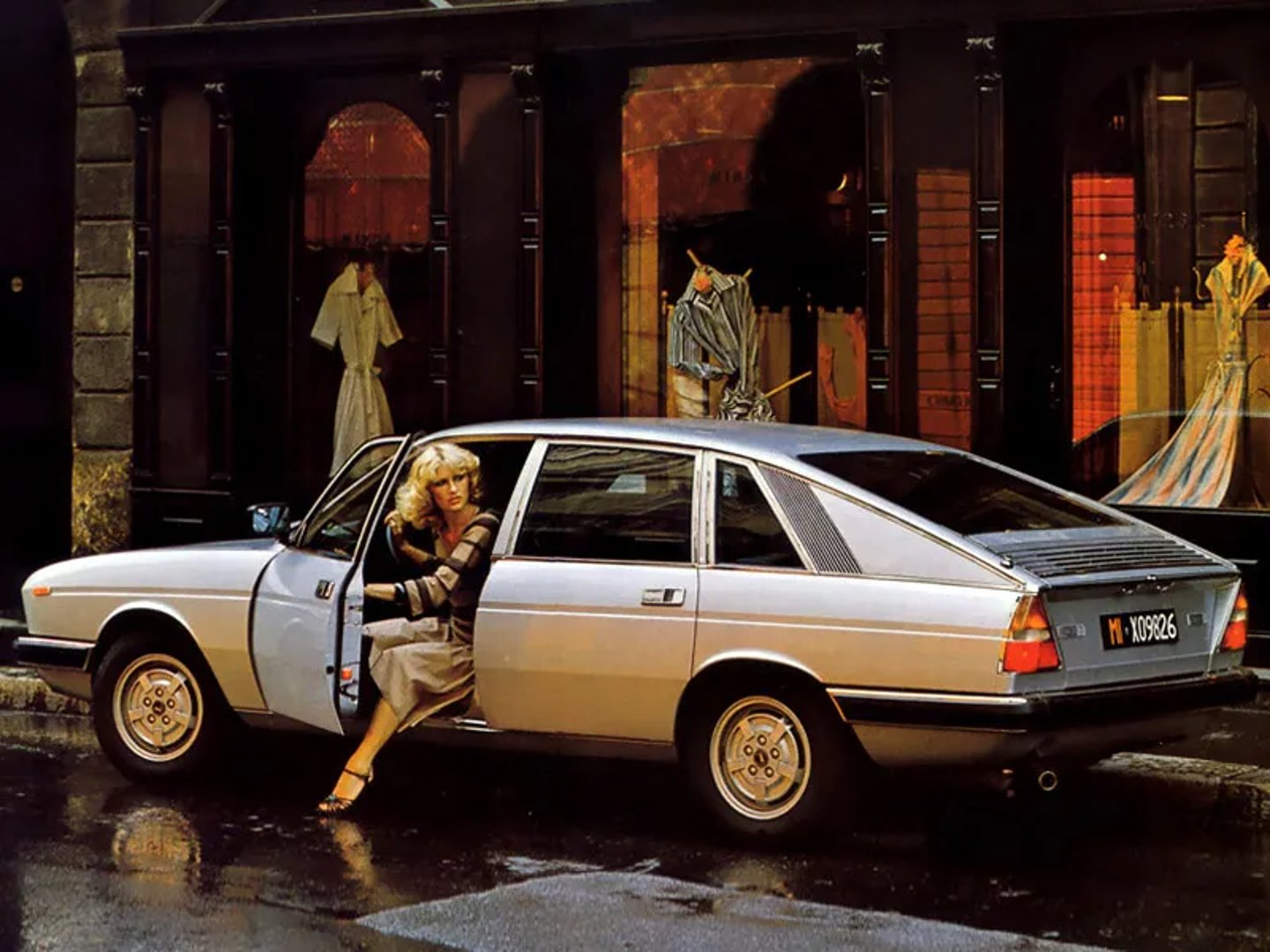 Lancia_Gamma_1_generation__Fastback__7.jpg