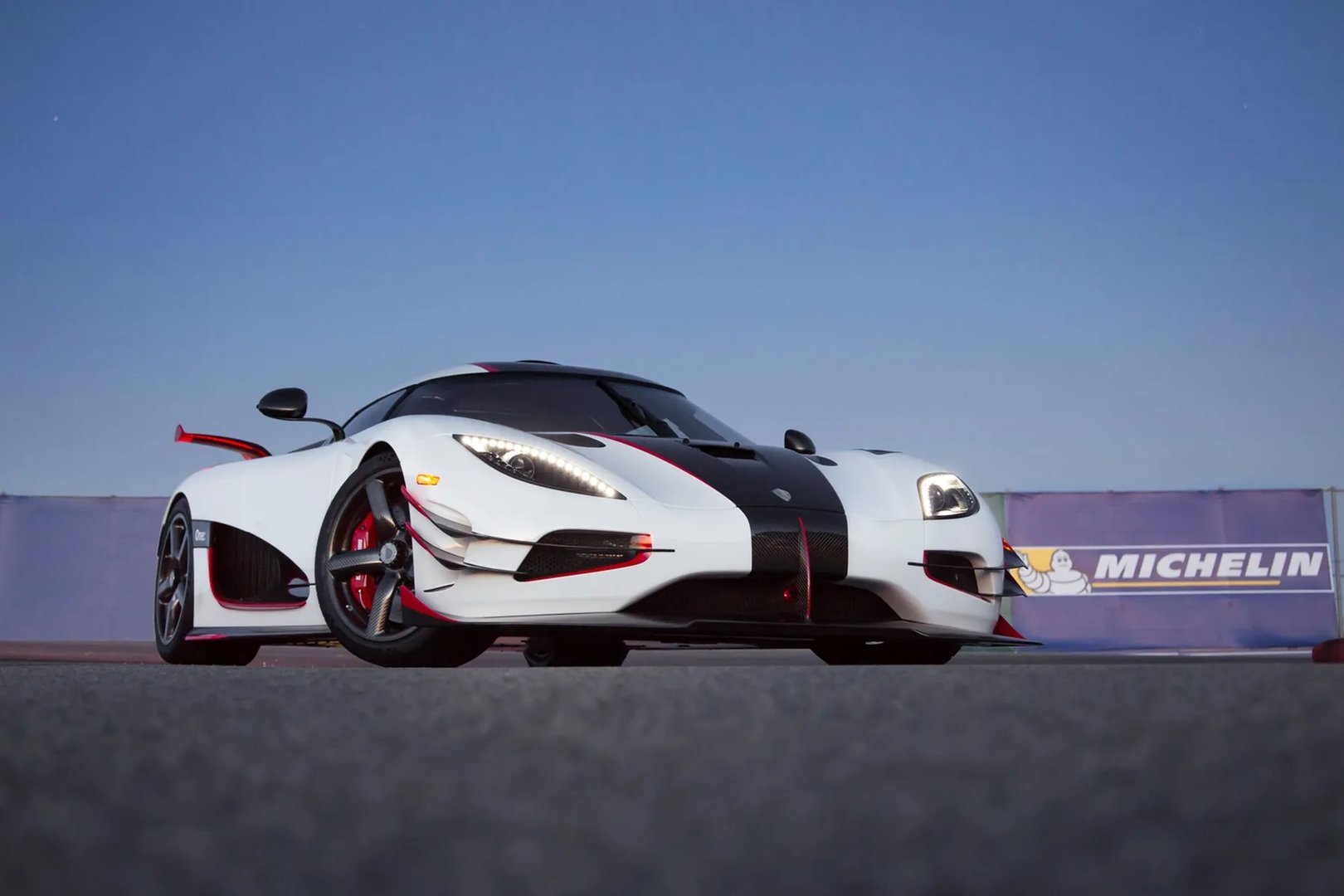 Koenigsegg_One:1_1_generation__Coupe__9.jpg